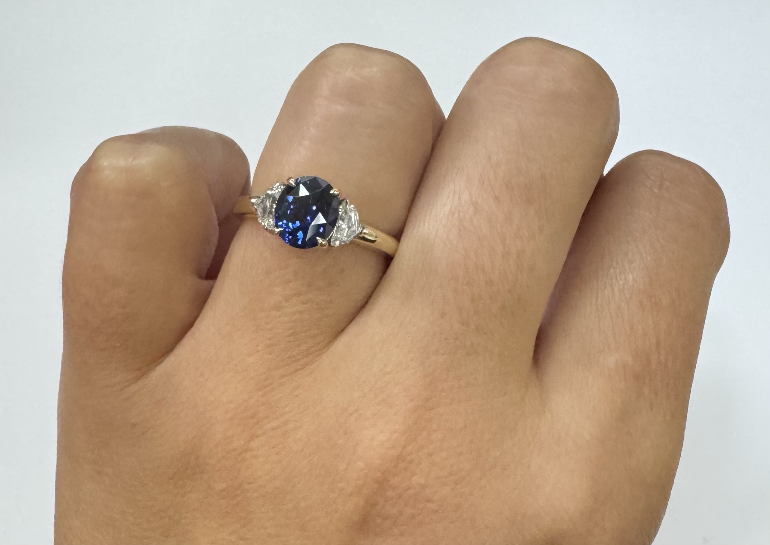 14k Yellow Gold Genuine 1.74 Carat GIA Certified Madagascar Sapphire & Diamond Ring - Image 6