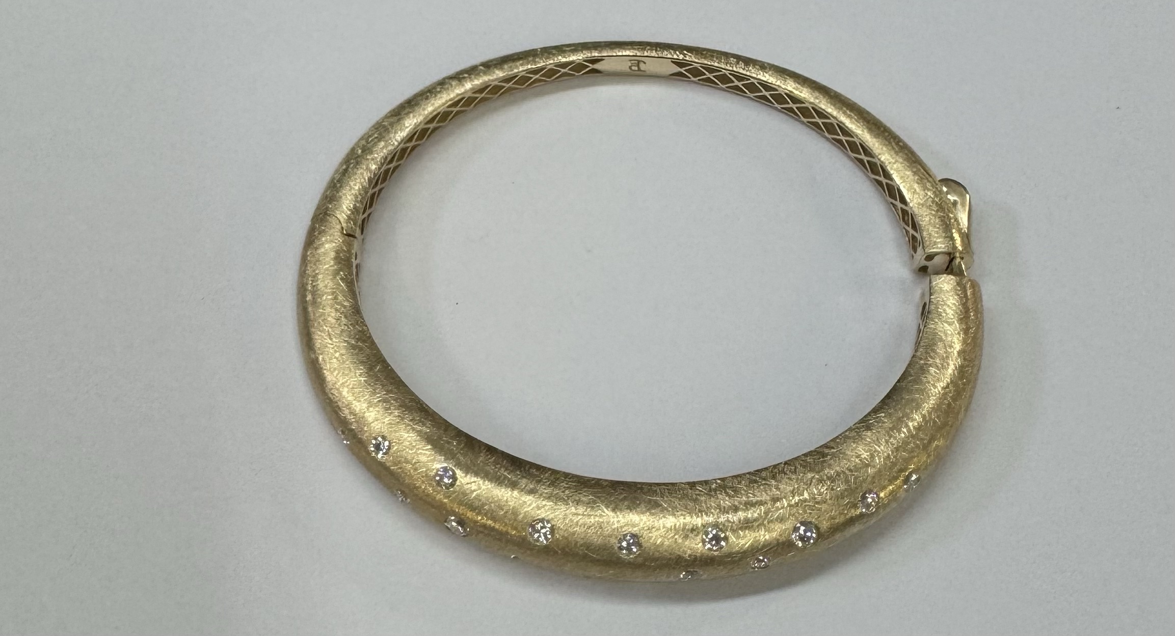 14k Yellow Gold Domed .75 Cttw Scattered Genuine Round Brilliant Cut Diamond Bangle Bracelet - Image 18