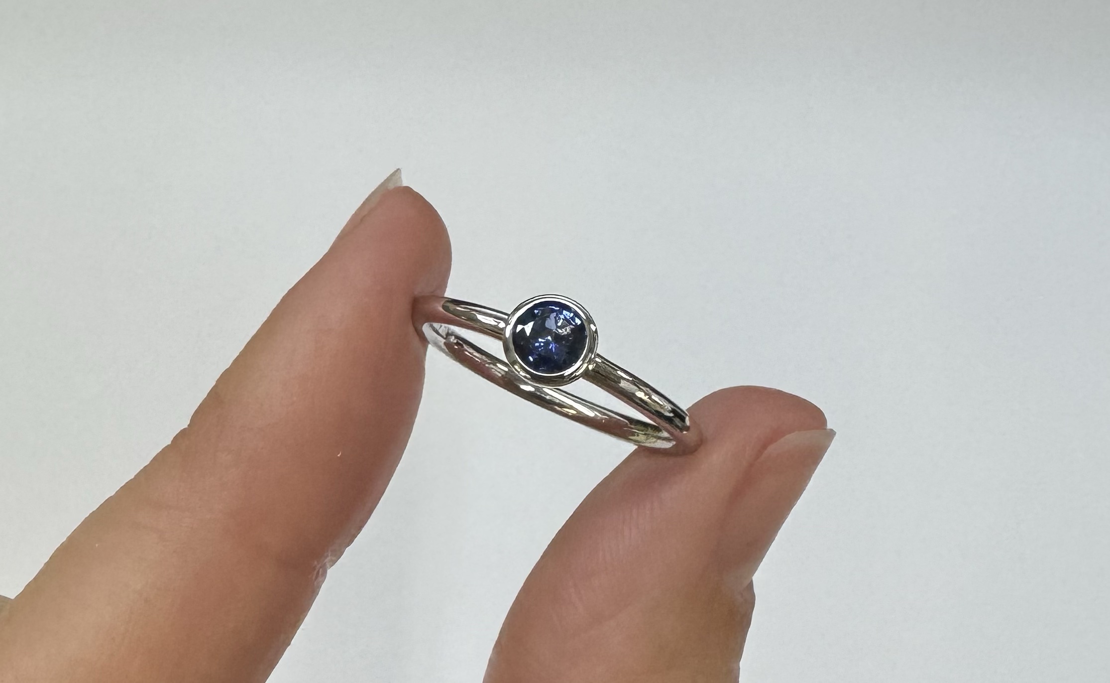 14k White Gold Genuine .41 Cttw Ceylon Sapphire Bezel Ring - Image 2