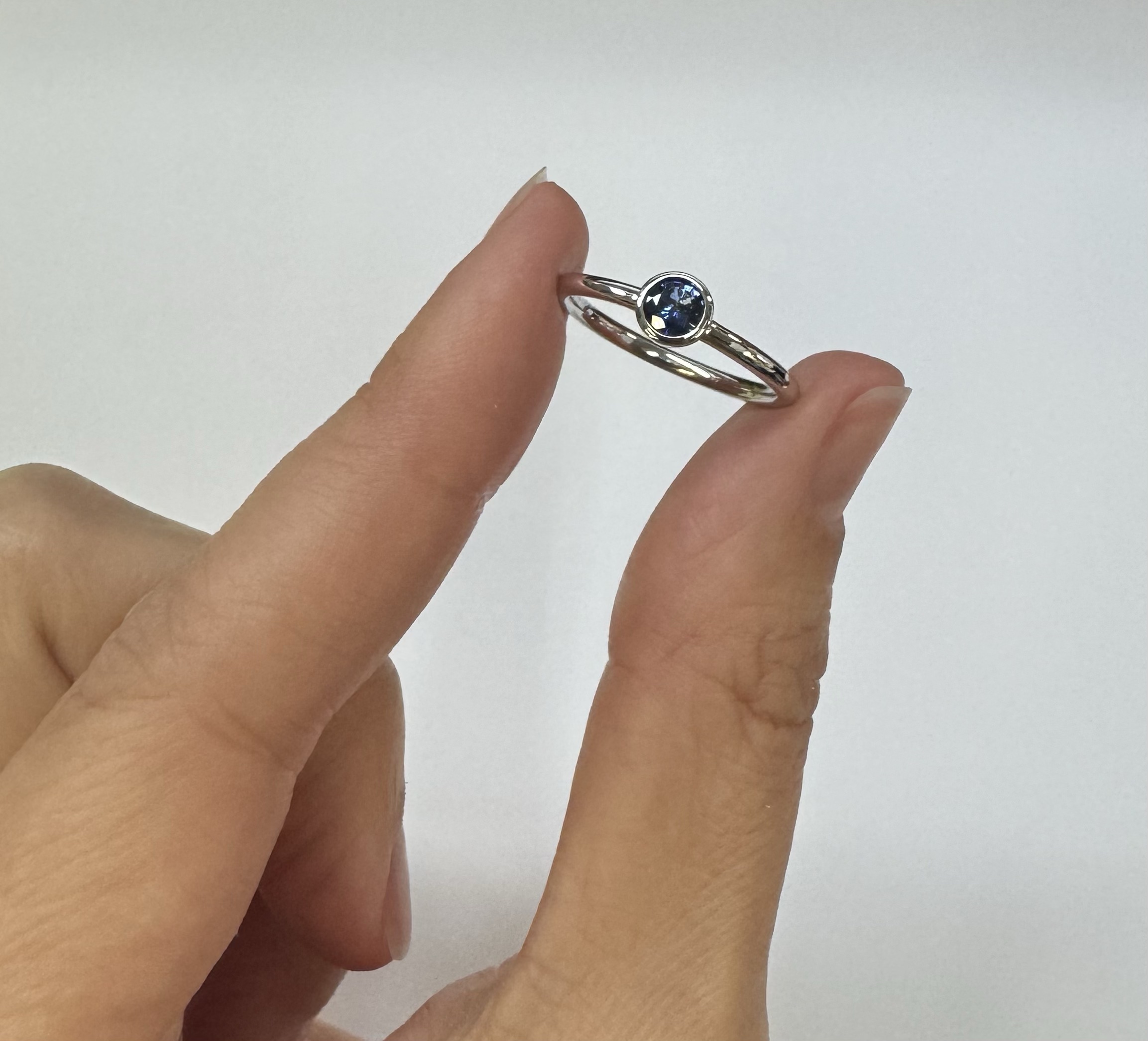 14k White Gold Genuine .41 Cttw Ceylon Sapphire Bezel Ring - Image 3