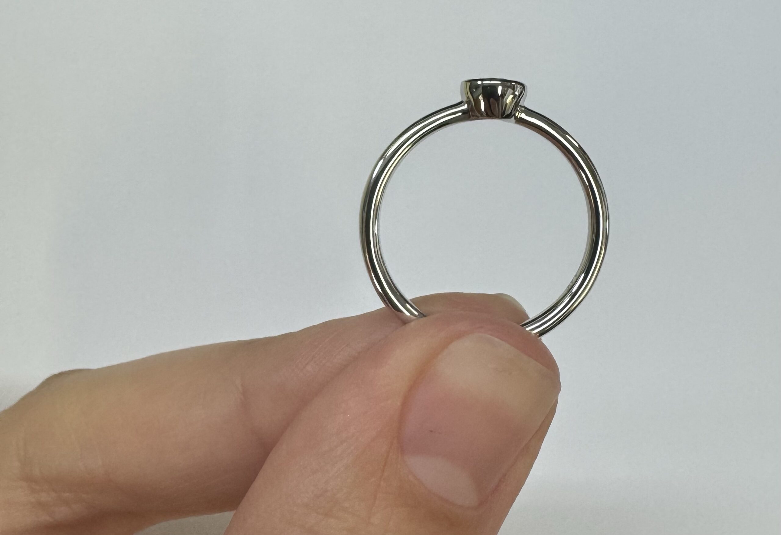 14k White Gold Genuine .41 Cttw Ceylon Sapphire Bezel Ring - Image 11