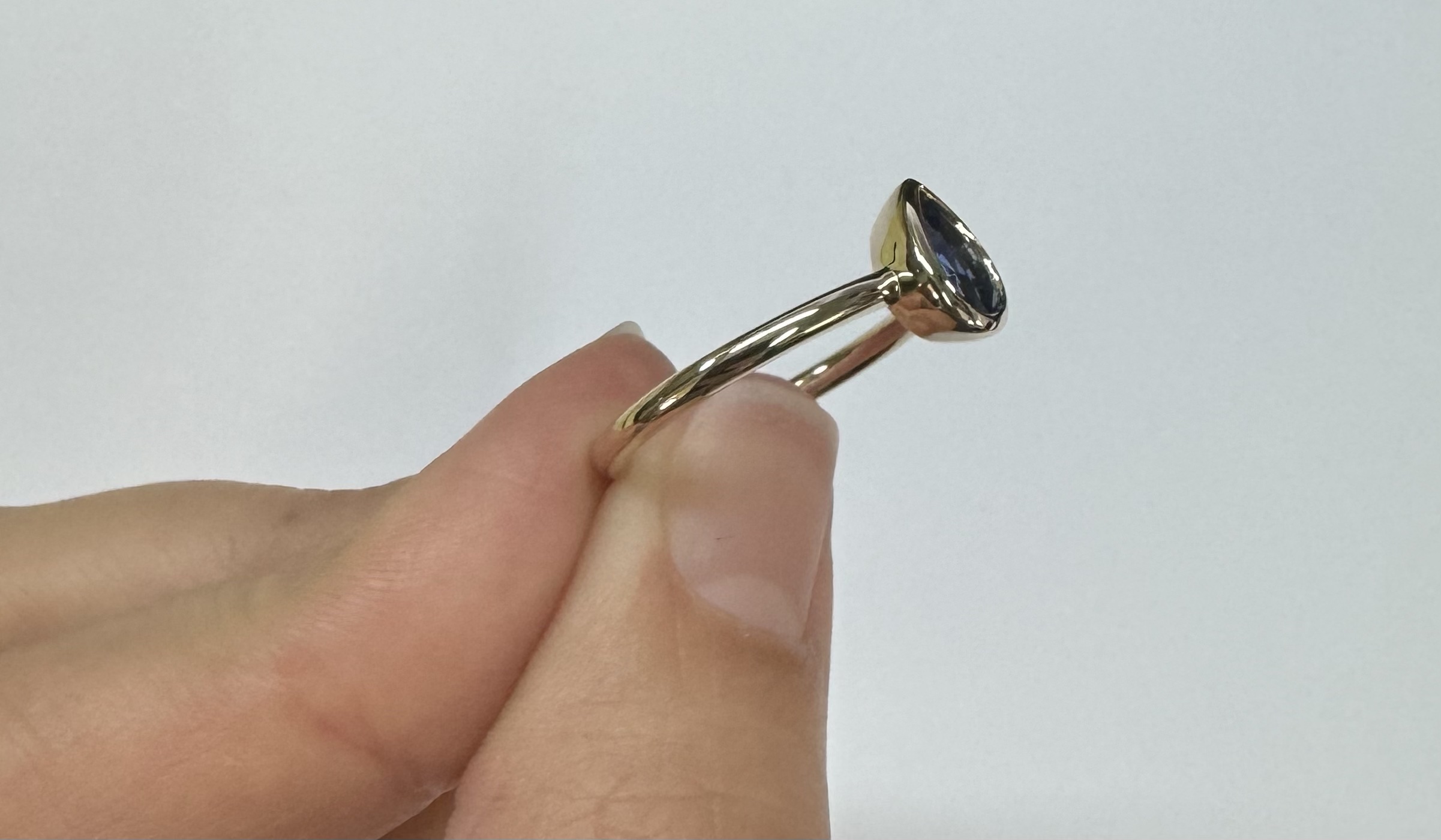 14k Yellow Gold .73 Cttw Pear Shaped Ceylon Sapphire Bezel Set Ring - Image 8