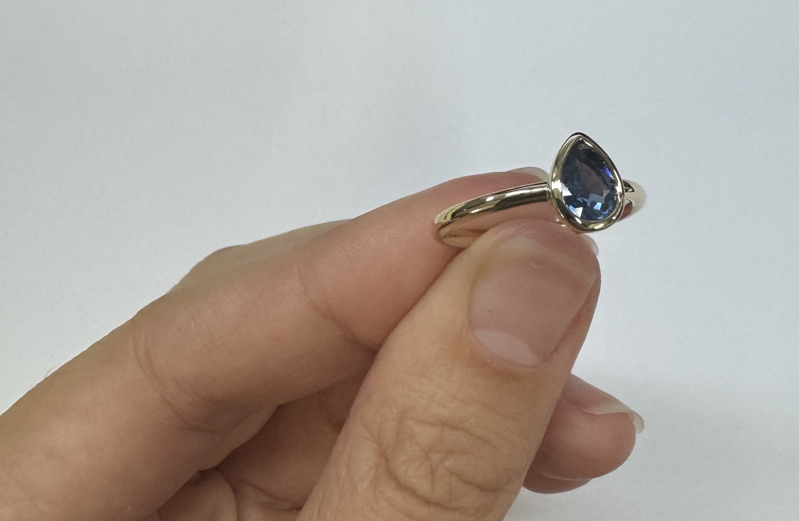 14k Yellow Gold .73 Cttw Pear Shaped Ceylon Sapphire Bezel Set Ring - Image 12