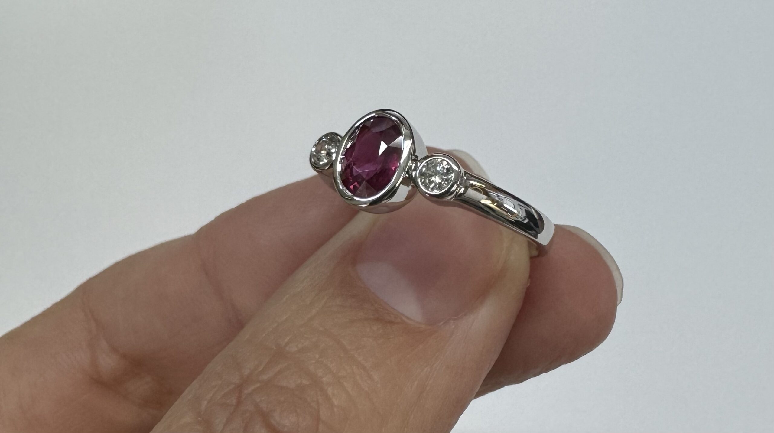 14k White Gold Genuine .69 Cttw Ruby & Diamond Bezel Ring - Image 41