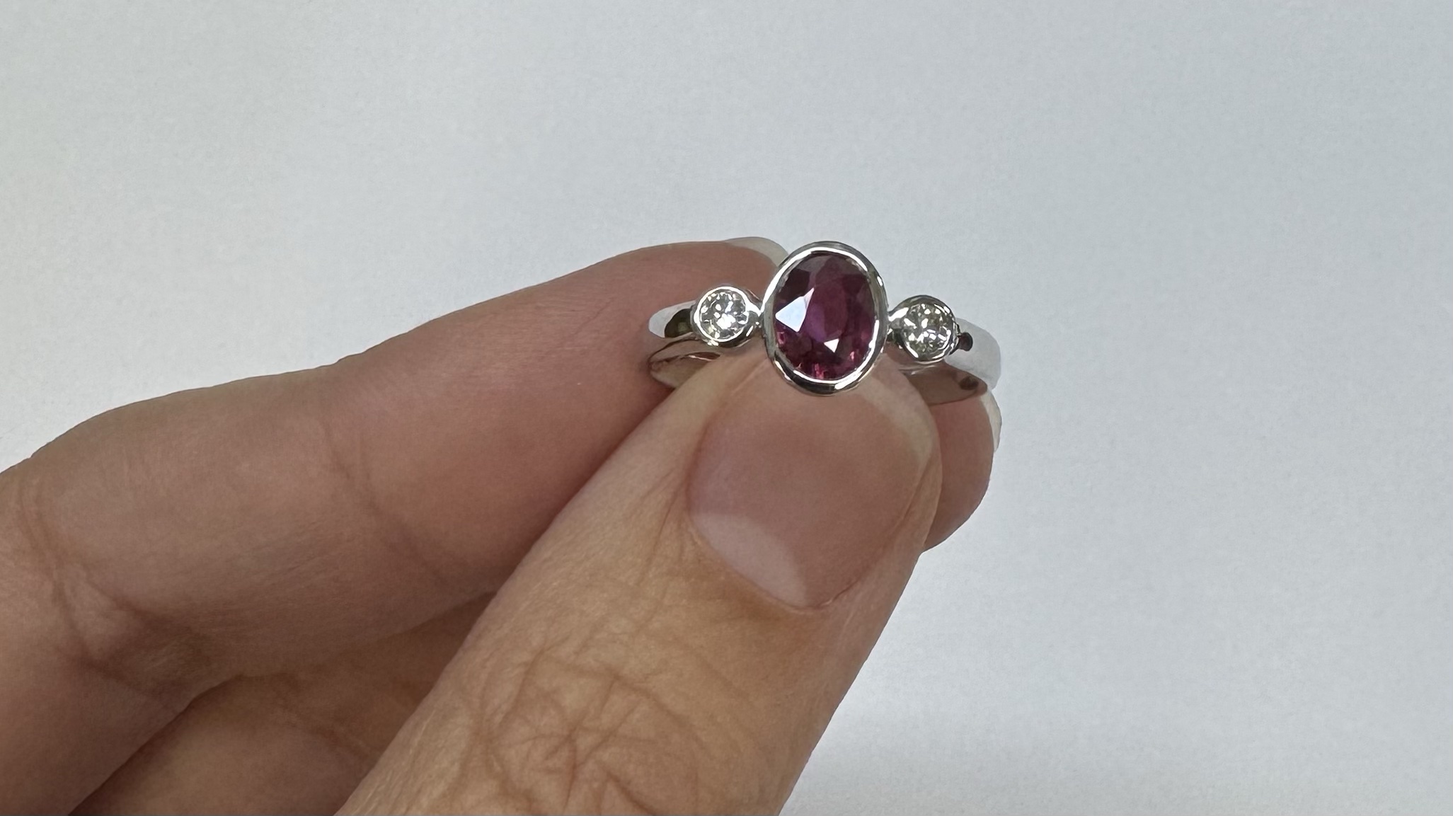 14k White Gold Genuine .69 Cttw Ruby & Diamond Bezel Ring - Image 38