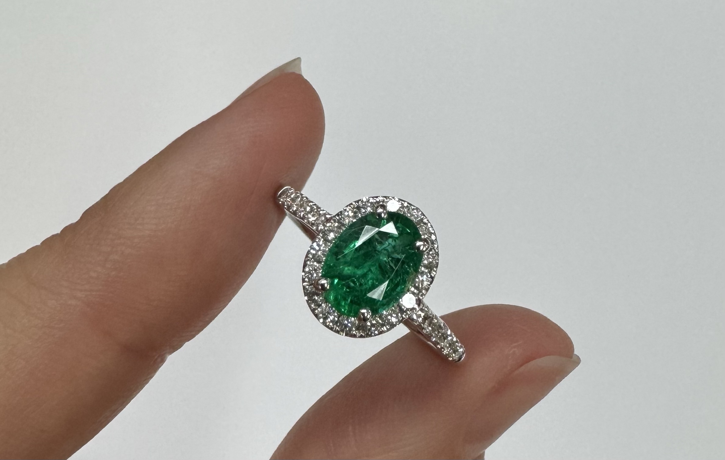 14k White Gold Genuine .91 Cttw Emerald & Diamond Halo Ring - Image 10