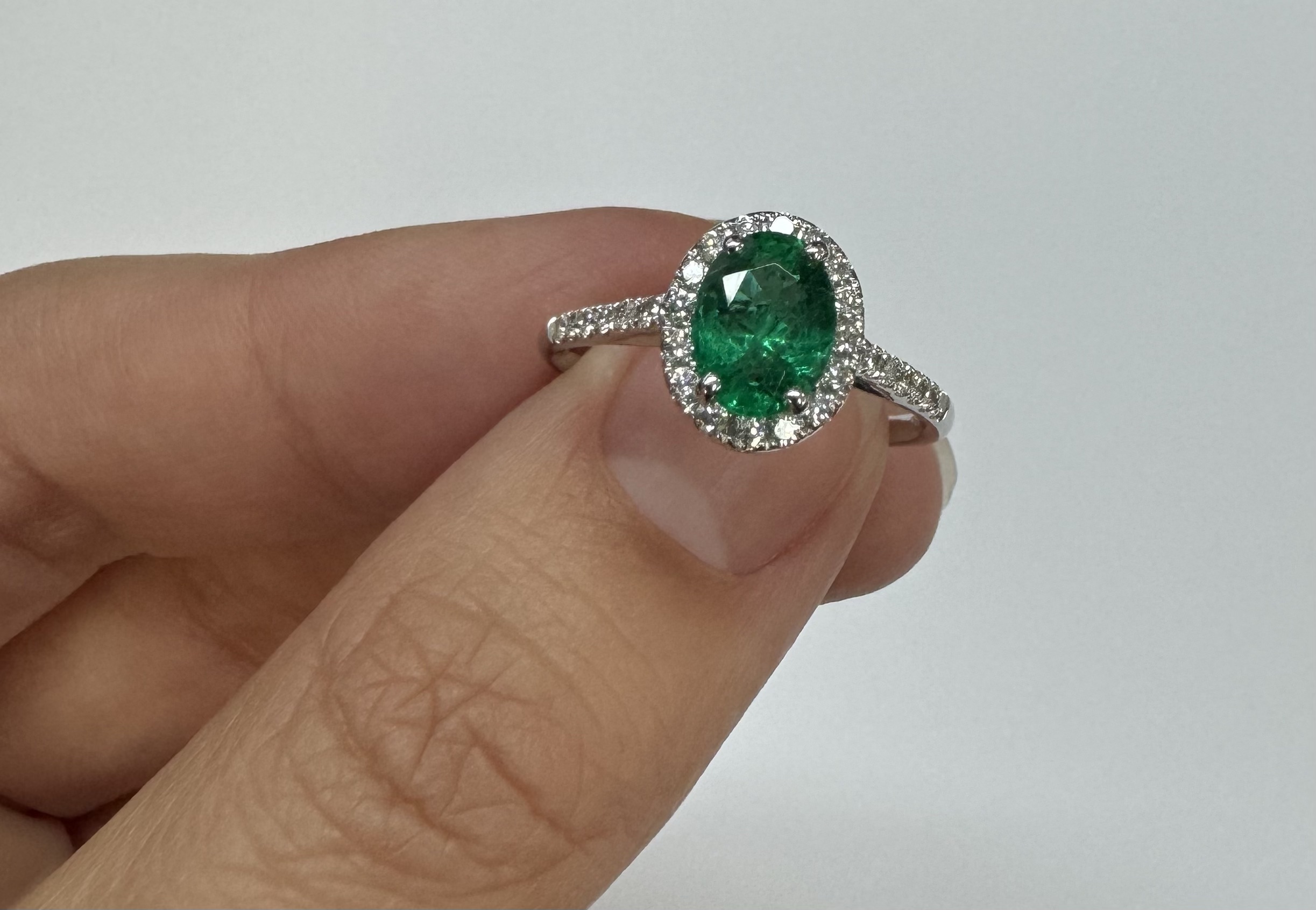 14k White Gold Genuine .91 Cttw Emerald & Diamond Halo Ring - Image 9
