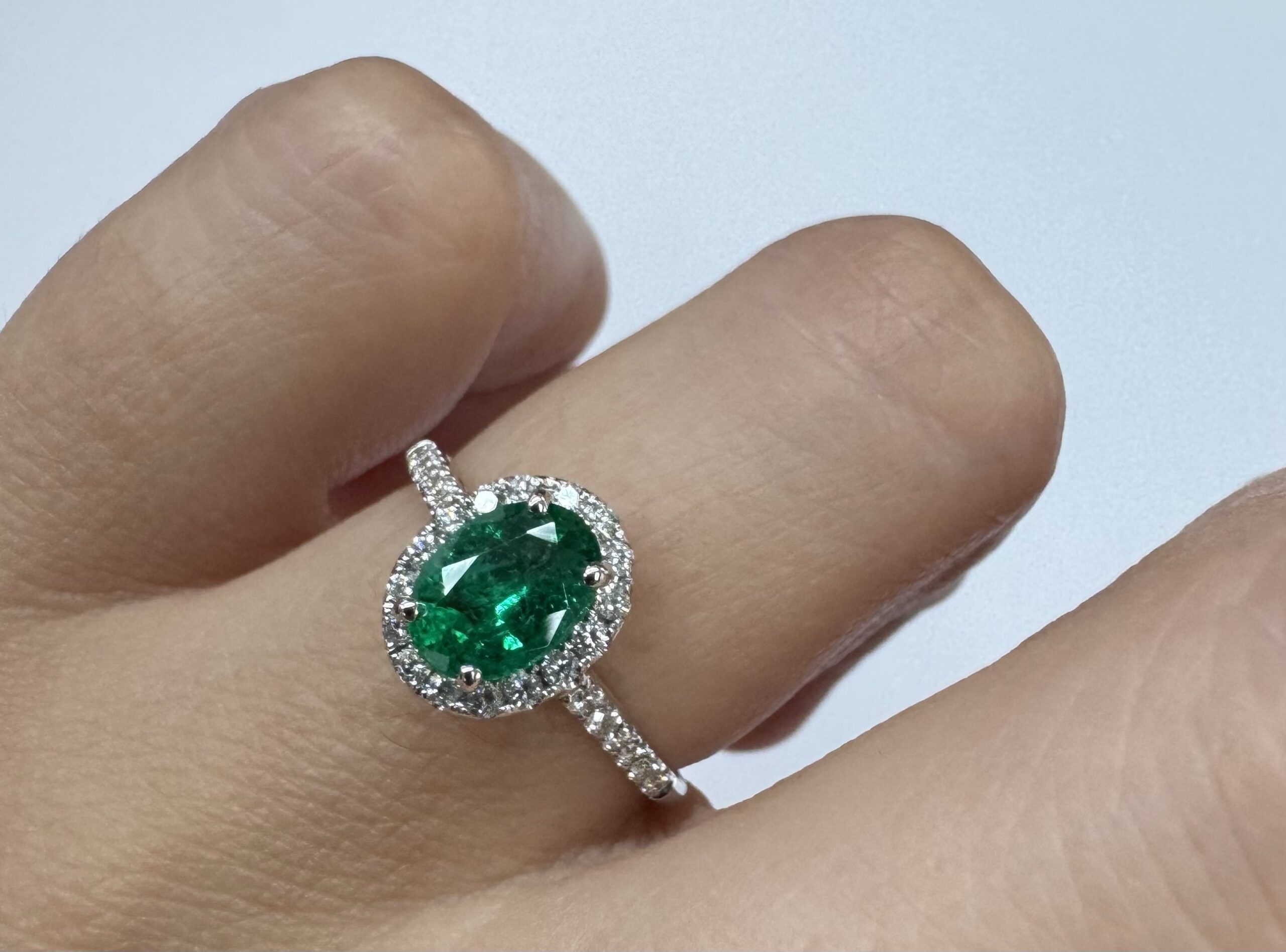 14k White Gold Genuine .91 Cttw Emerald & Diamond Halo Ring - Image 45