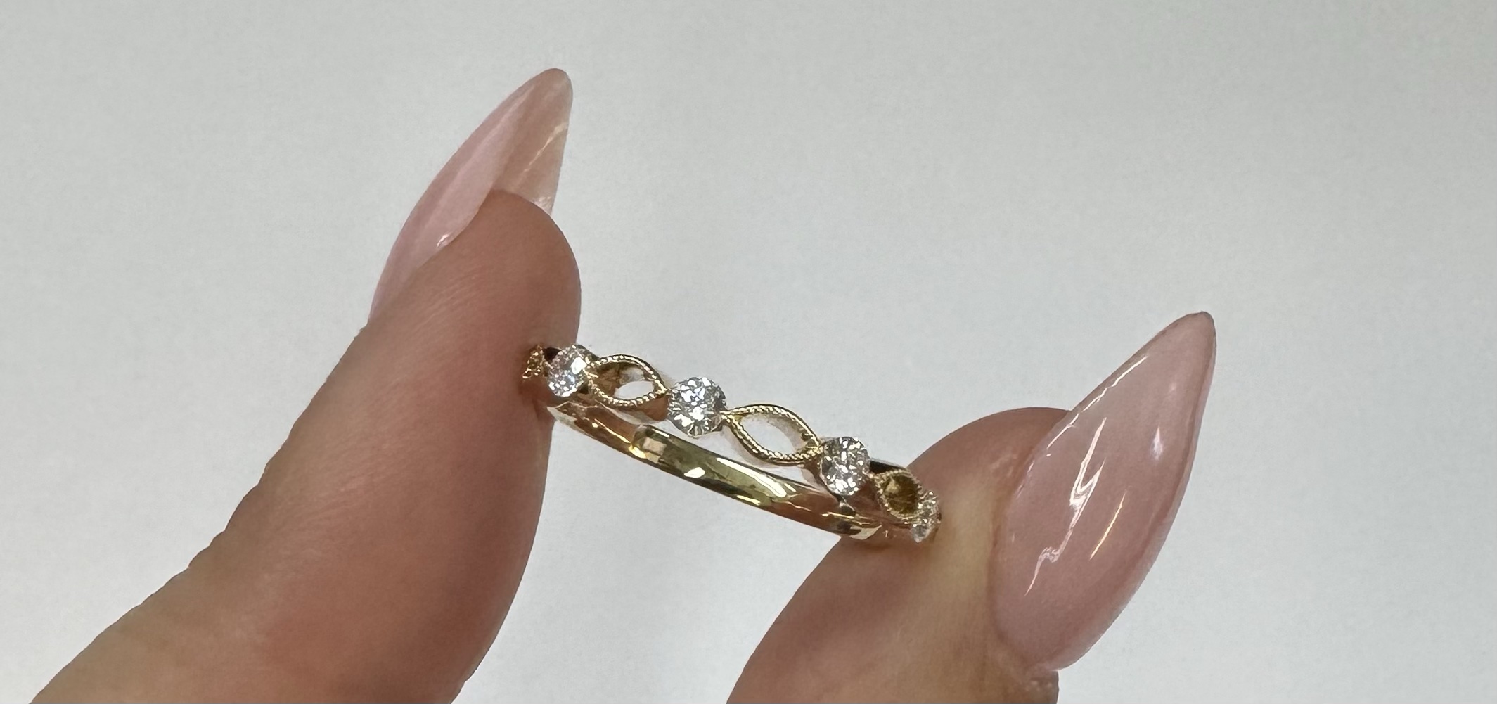 14k Yellow Gold .28 Cttw Genuine Round Brilliant Cut Diamond 4 Stone Band - Image 4