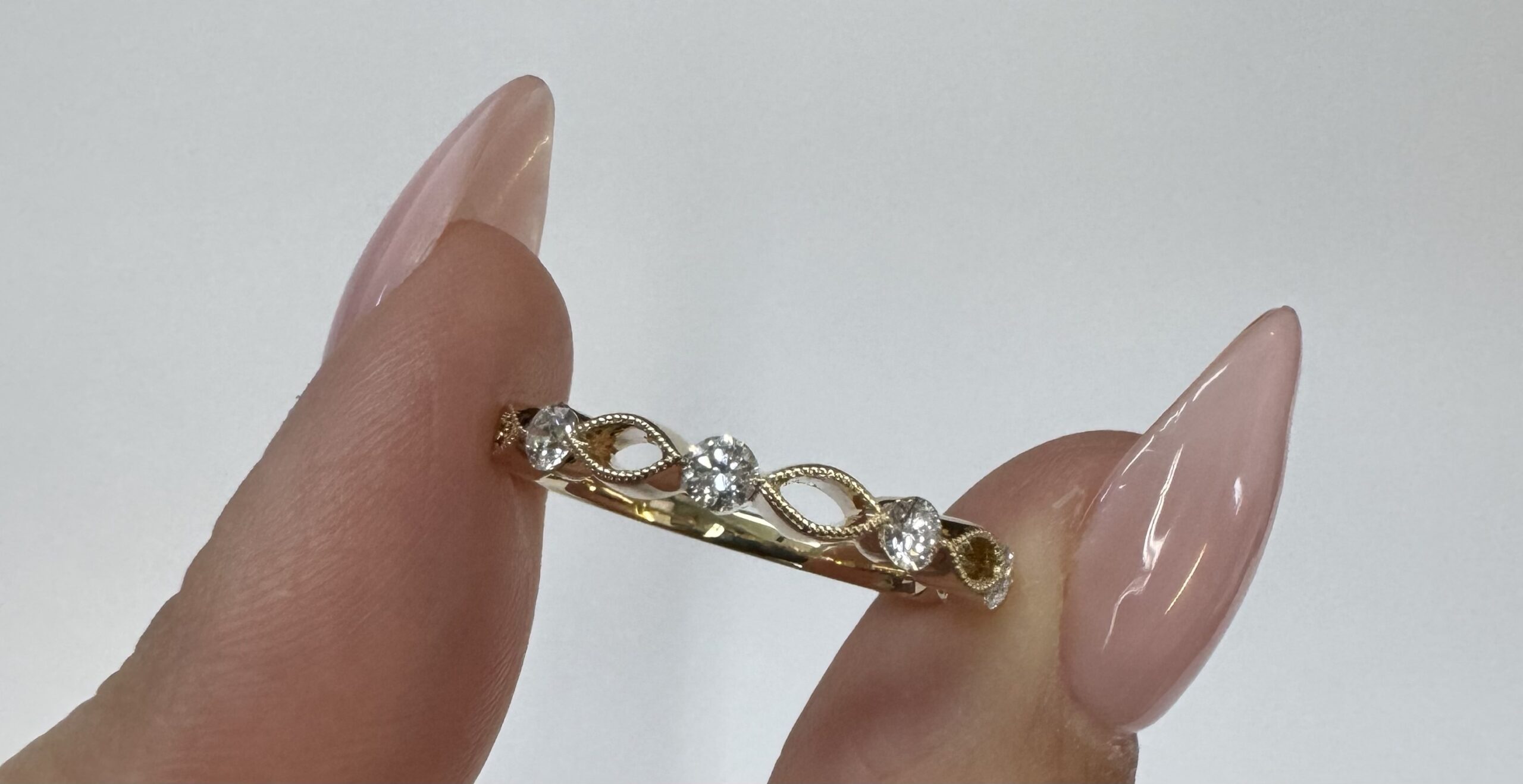 14k Yellow Gold .28 Cttw Genuine Round Brilliant Cut Diamond 4 Stone Band - Image 6