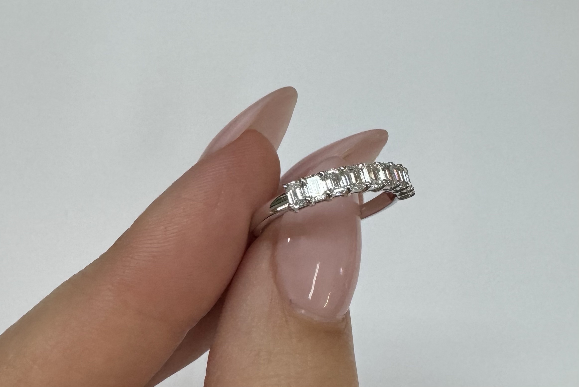 14k White Gold 9 Stone Genuine 3/4 Cttw Emerald Cut Diamond Band - Image 30