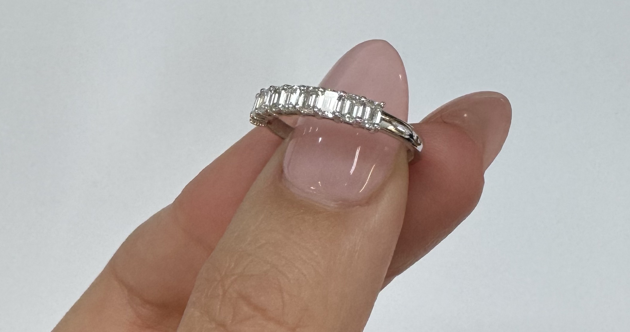 14k White Gold 9 Stone Genuine 3/4 Cttw Emerald Cut Diamond Band - Image 24