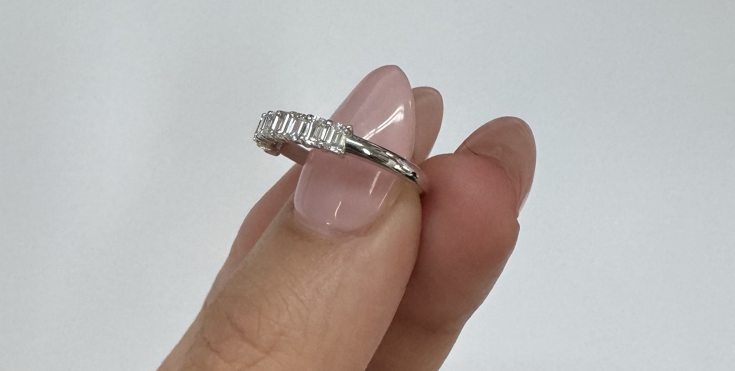 14k White Gold 9 Stone Genuine 3/4 Cttw Emerald Cut Diamond Band - Image 25