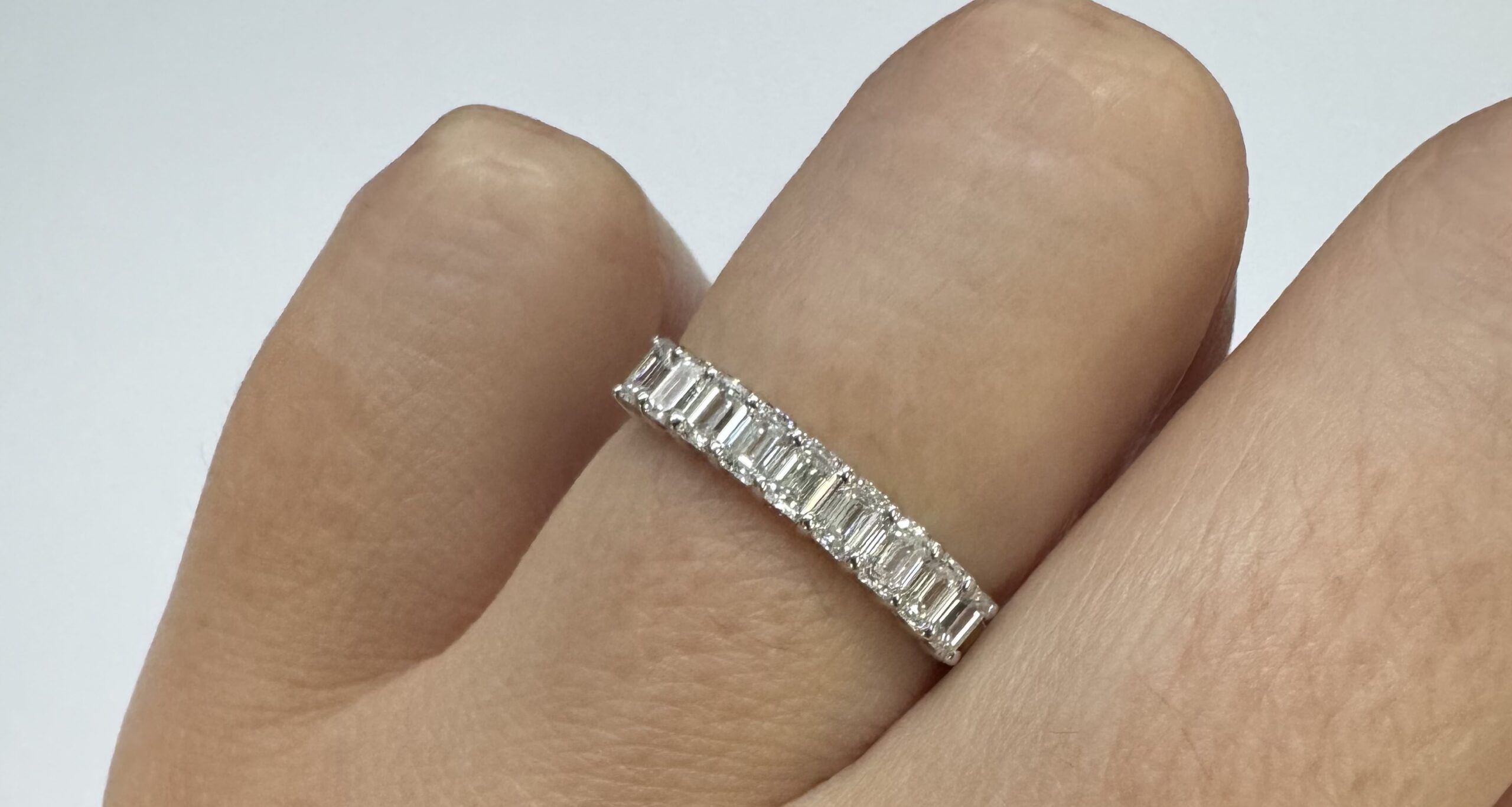 14k White Gold 9 Stone Genuine 3/4 Cttw Emerald Cut Diamond Band - Image 35
