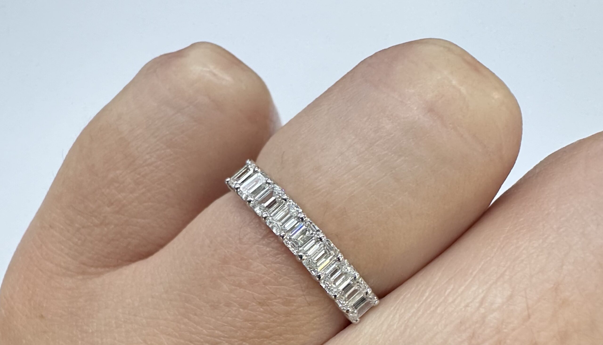 14k White Gold 9 Stone Genuine 3/4 Cttw Emerald Cut Diamond Band - Image 17