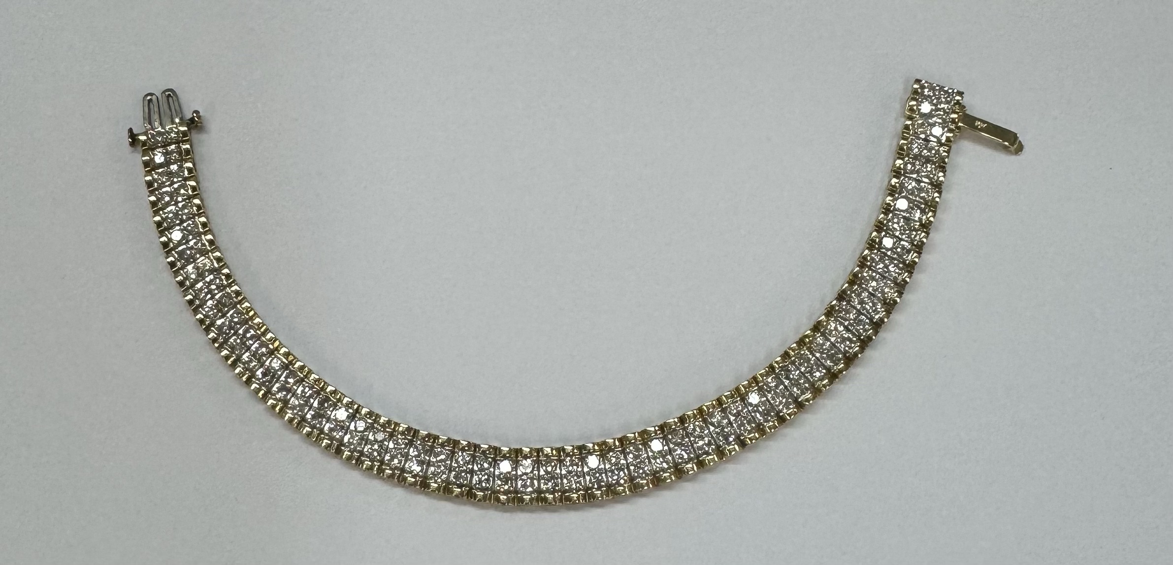 Vintage 14k Two-Tone 4.50 Cttw Genuine Round Brilliant Cut Diamond Bracelet - Image 4