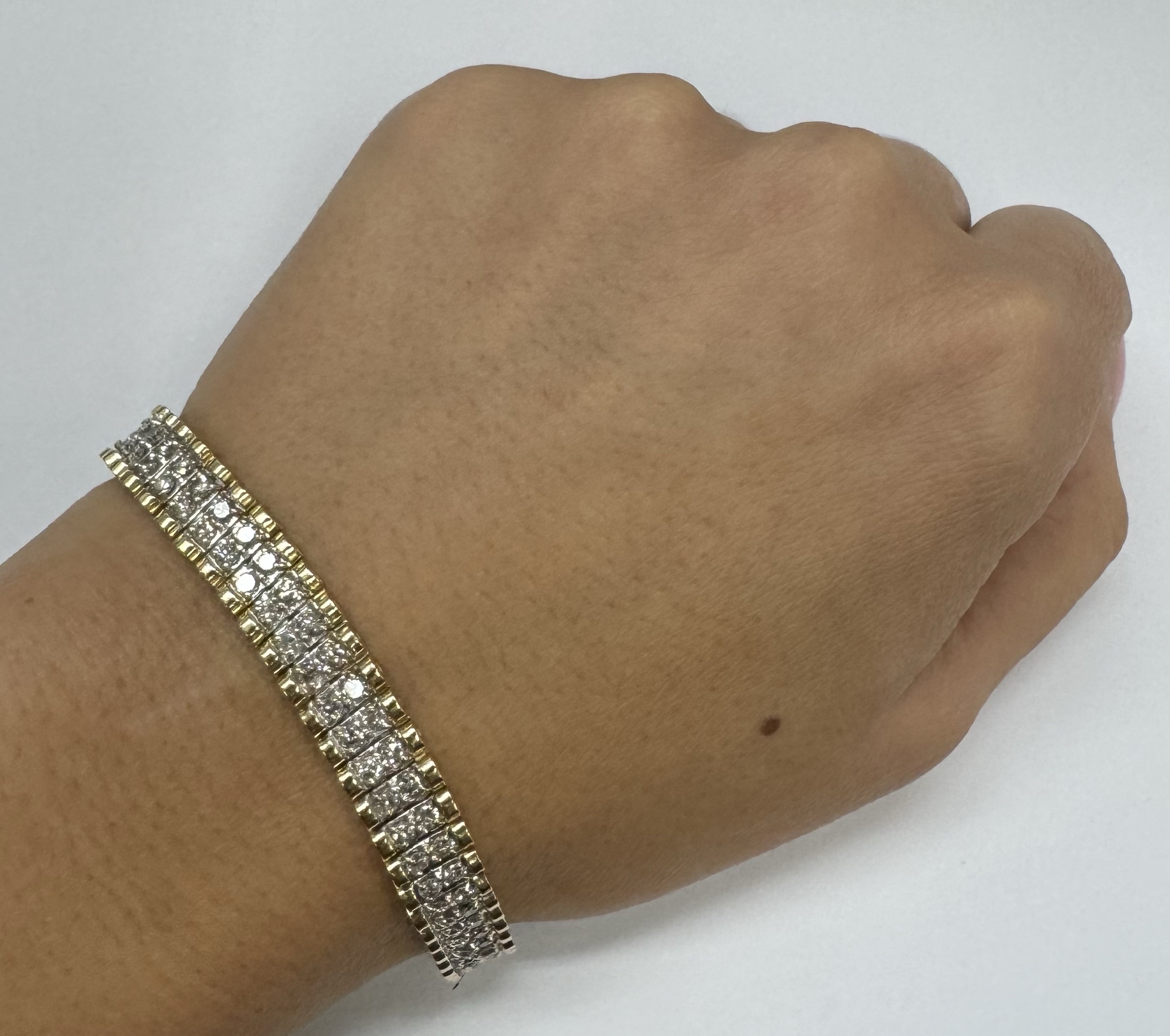 Vintage 14k Two-Tone 4.50 Cttw Genuine Round Brilliant Cut Diamond Bracelet - Image 40