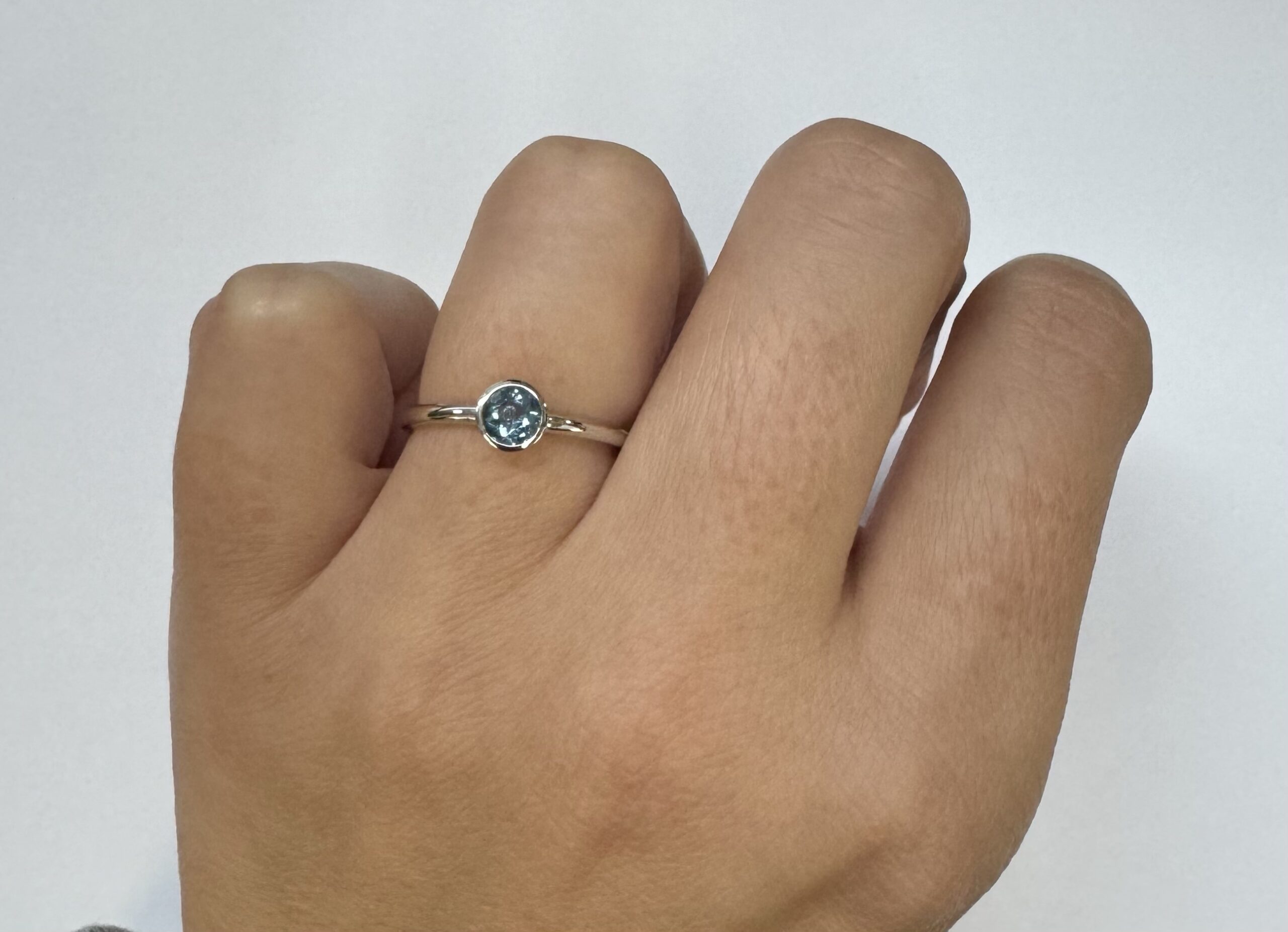14k White Gold Genuine .34 Cttw Aquamarine Bezel Ring - Image 34