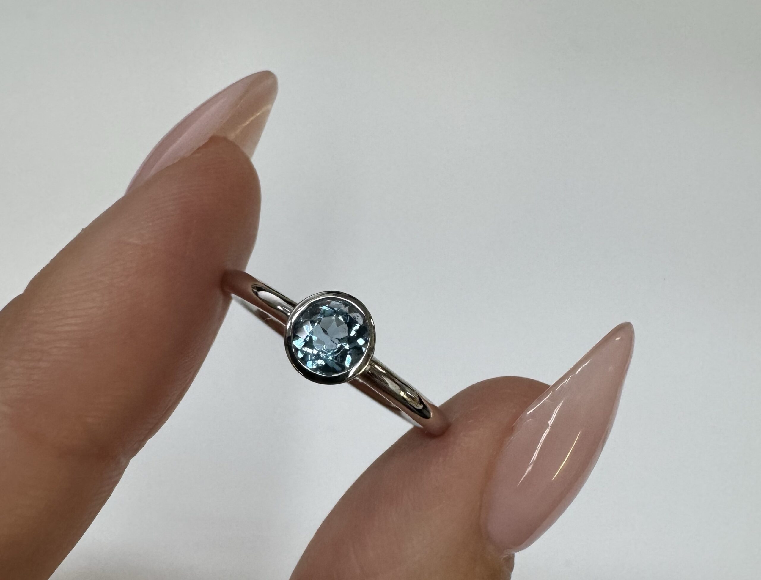 14k White Gold Genuine .34 Cttw Aquamarine Bezel Ring - Image 44