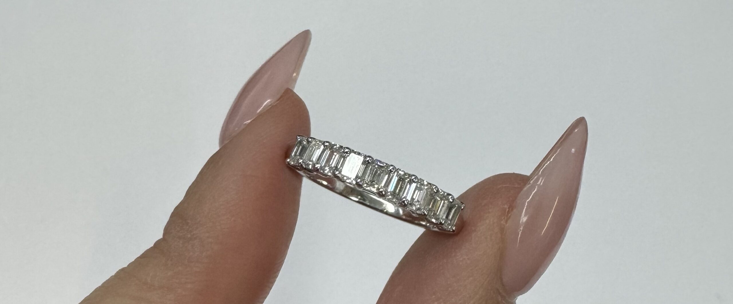 14k White Gold 9 Stone Genuine 3/4 Cttw Emerald Cut Diamond Band - Image 13