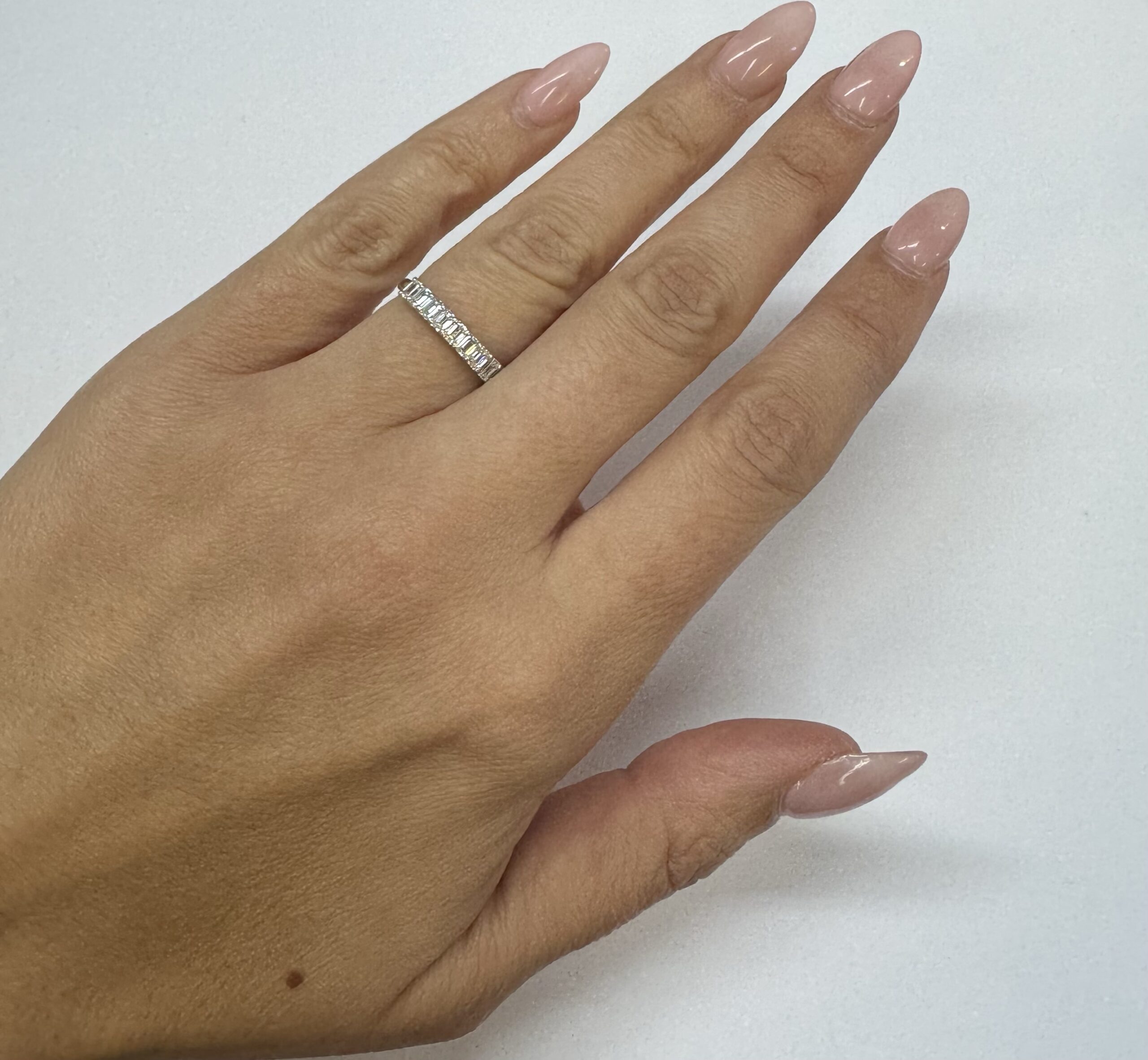 14k White Gold 9 Stone Genuine 3/4 Cttw Emerald Cut Diamond Band - Image 8