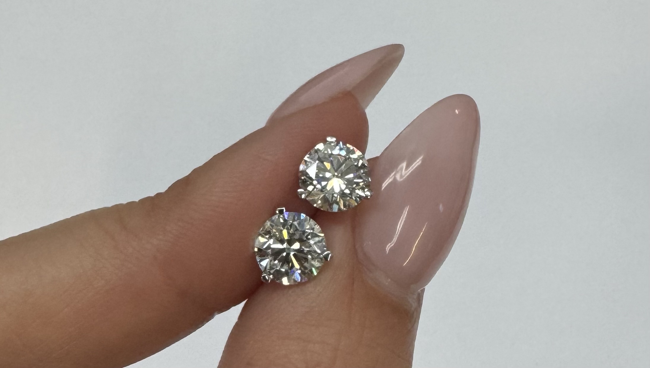 14k White Gold Genuine 2.00 Cttw Round Brilliant Cut Diamond 3 Prong Stud Earrings