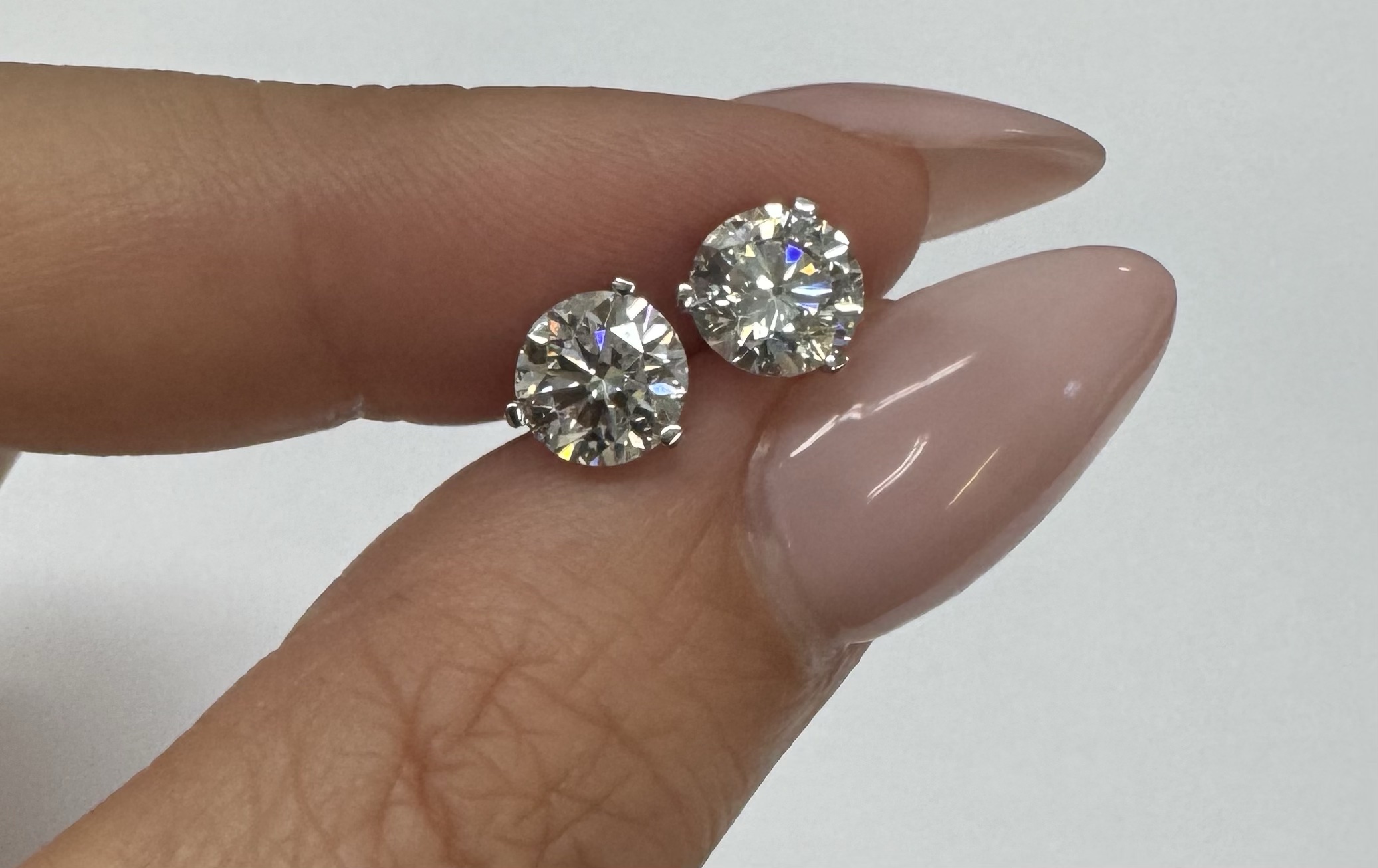 14k White Gold Genuine 2.00 Cttw Round Brilliant Cut Diamond 3 Prong Stud Earrings - Image 2