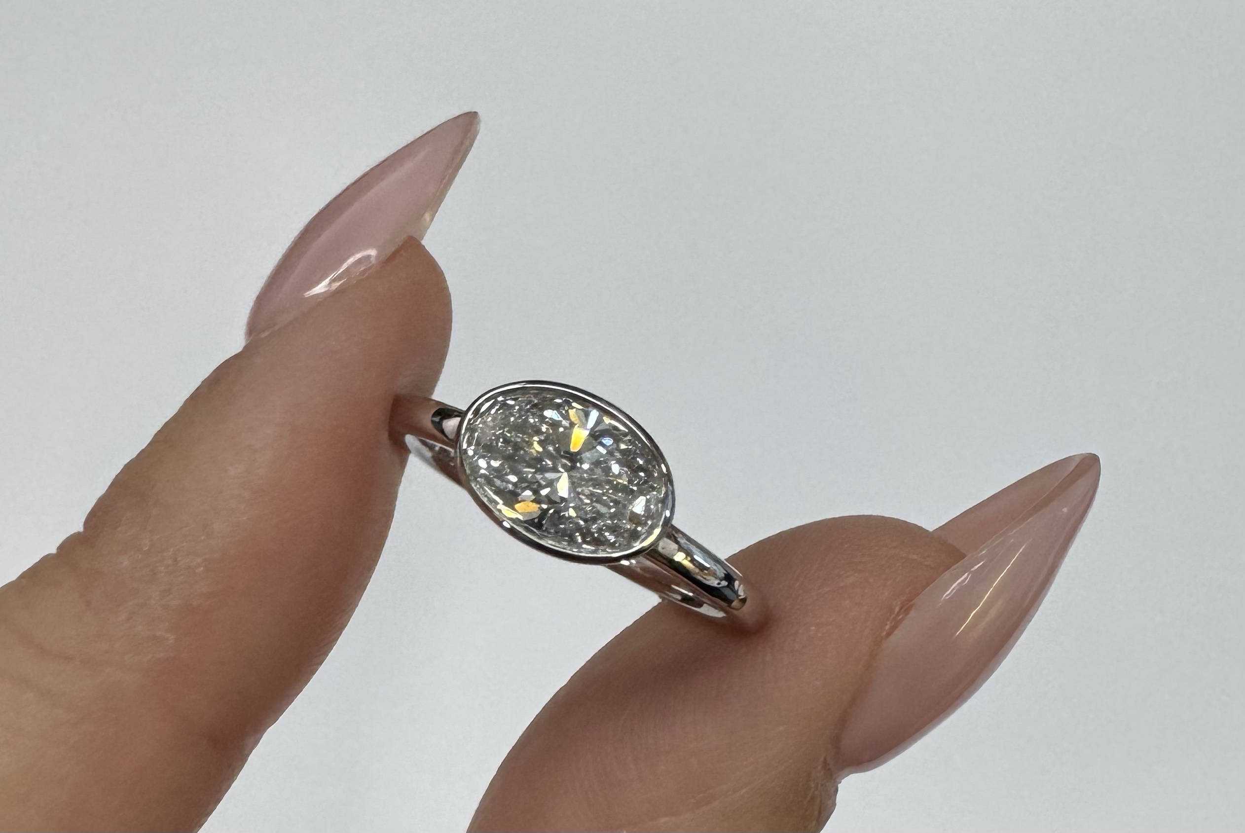 14k White Gold Genuine 1.08 Cttw Lab Grown Bezel Set Diamond Ring - Image 4