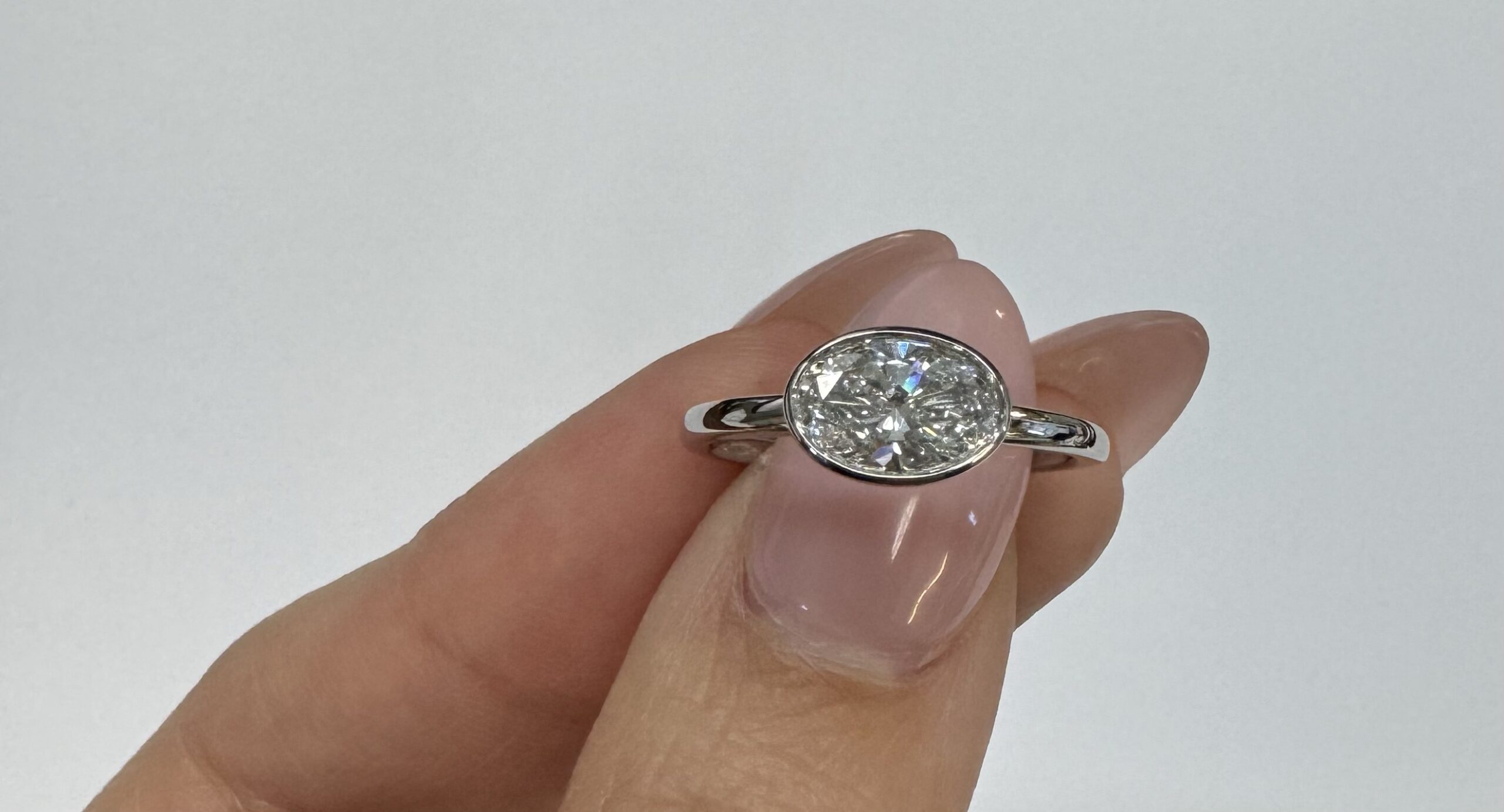 14k White Gold Genuine 1.08 Cttw Lab Grown Bezel Set Diamond Ring - Image 10