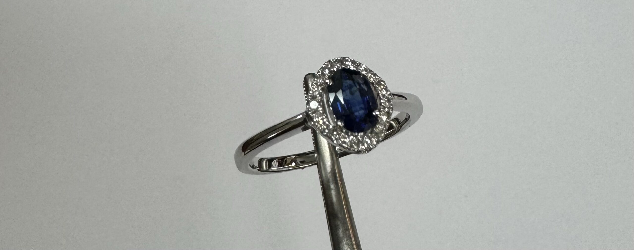 18k White Gold Genuine .63 Cttw Sapphire & Diamond Halo Ring - Image 5