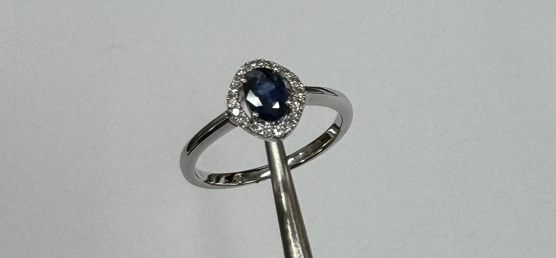 18k White Gold Genuine .63 Cttw Sapphire & Diamond Halo Ring - Image 12