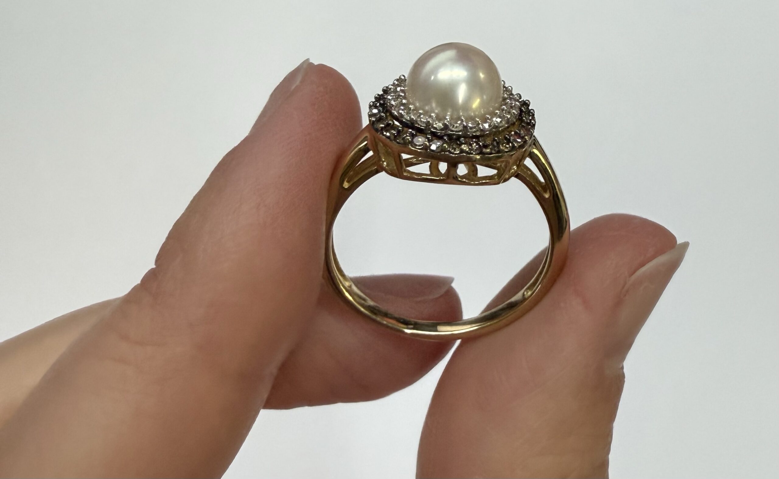 14k Yellow Gold 7 MM Cultured Pearl & Diamond Cluster Ring - Image 6