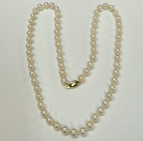 20" Knotted 67 Pearl Strand With 14k Yellow Gold Clasp