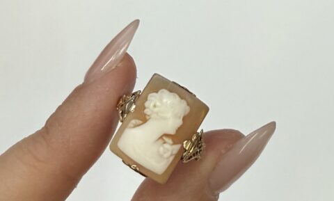 Vintage 10k Yellow Gold Carved Shell Cameo Ring