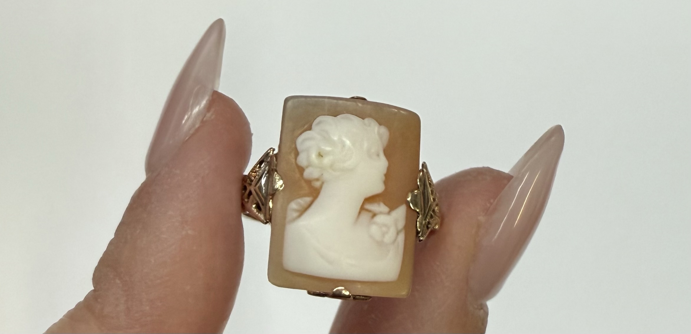 Vintage 10k Yellow Gold Carved Shell Cameo Ring - Image 22