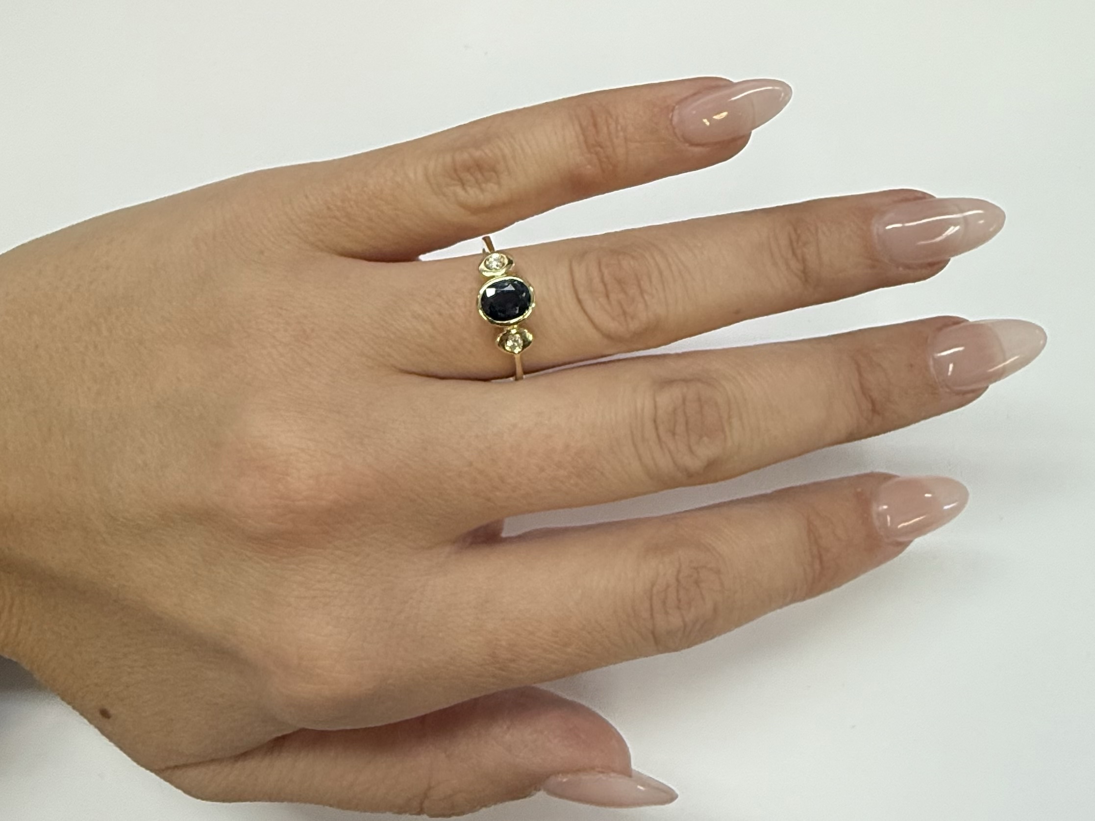 Vintage 18k Yellow Gold Bezel Set Sapphire & Diamond Ring - Image 15