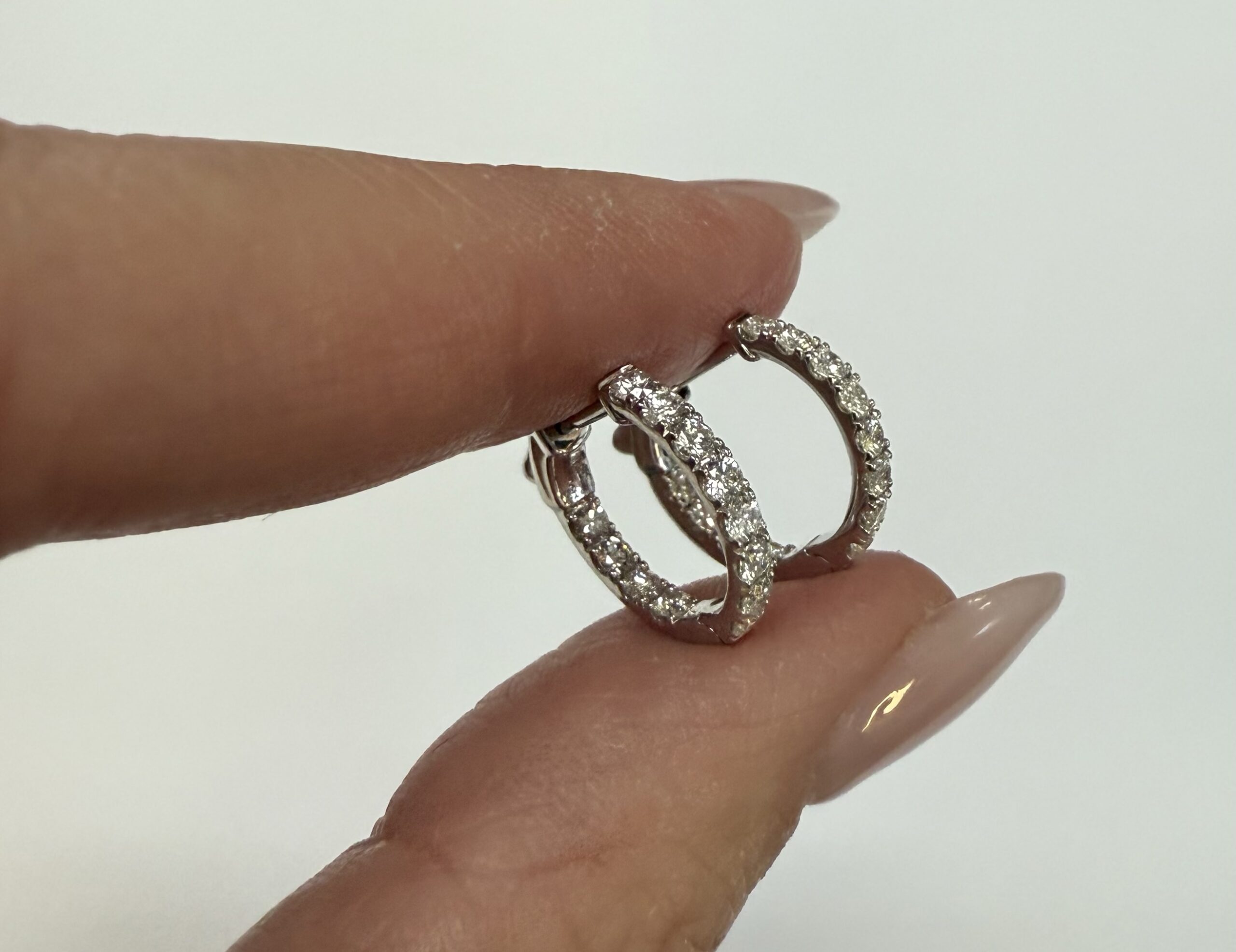 14k White Gold 3/4 Cttw Round Brilliant Cut Diamond Inside Out Hoop Earrings - Image 3