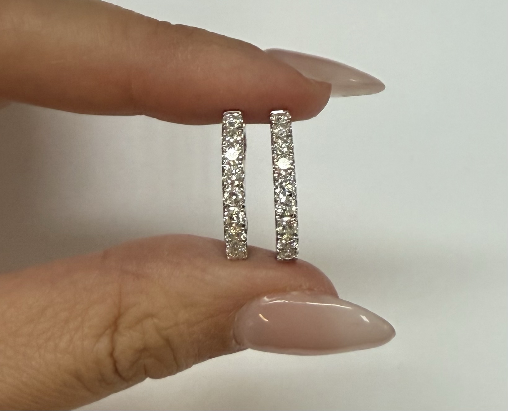 14k White Gold Genuine 1.00 Carat Round Brilliant Cut Diamond Hoop Earrings