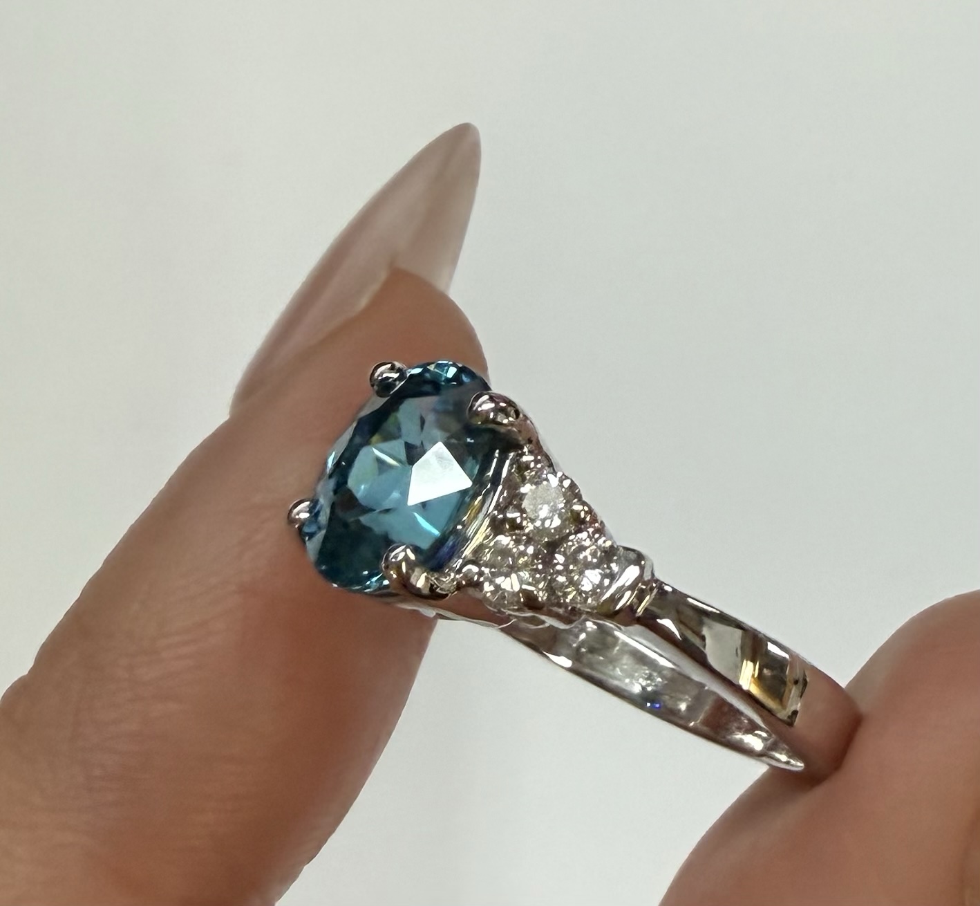 14k White Gold 3.03 Carat Genuine Blue Zircon & Diamond Ring - Image 3