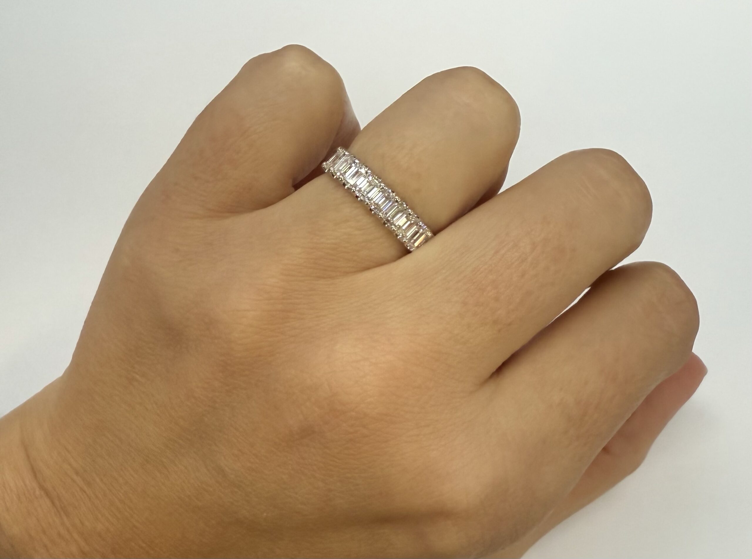 14k White Gold 9 Stone Genuine 1.35 Cttw Emerald Cut Diamond Band - Image 14