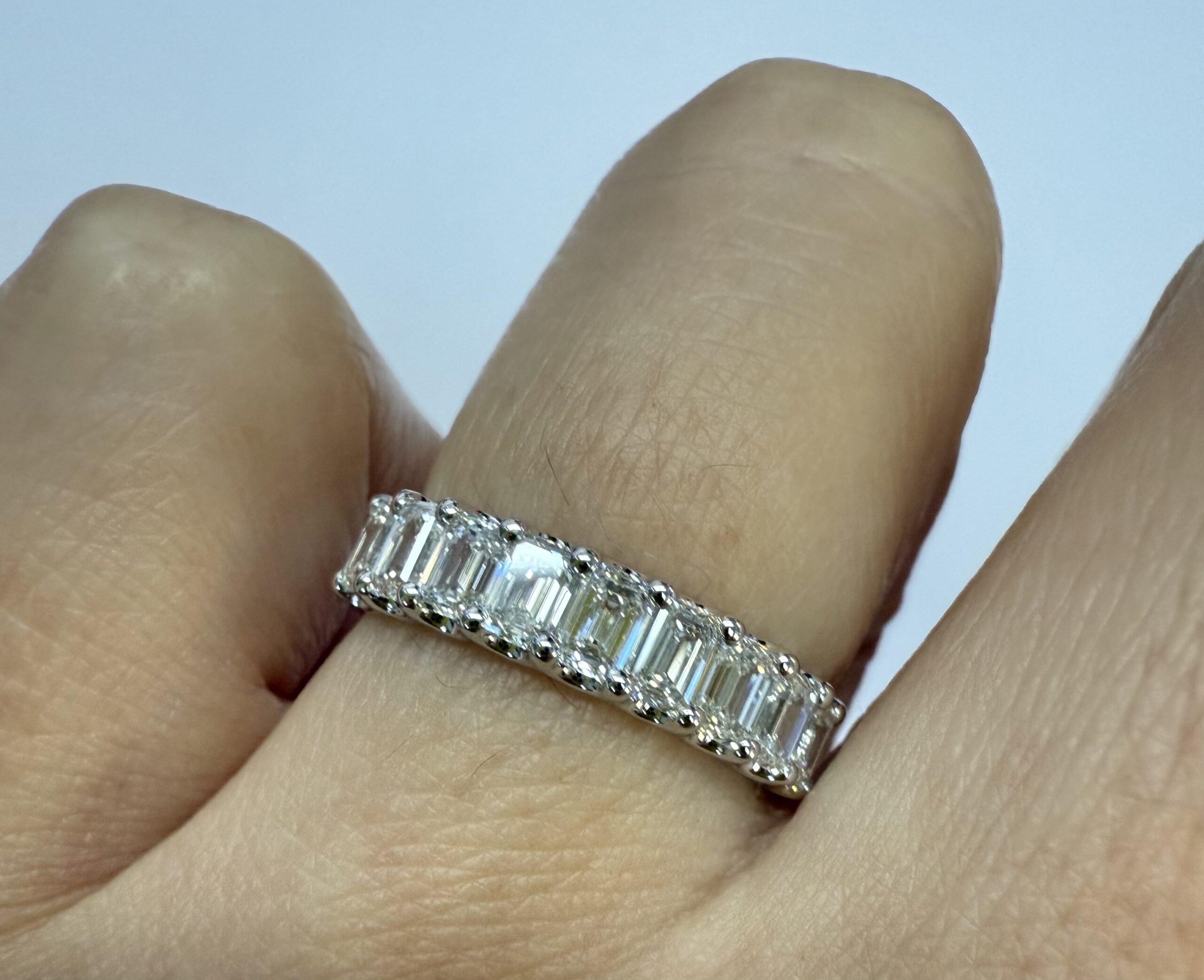 14k White Gold 9 Stone Genuine 1.35 Cttw Emerald Cut Diamond Band - Image 17