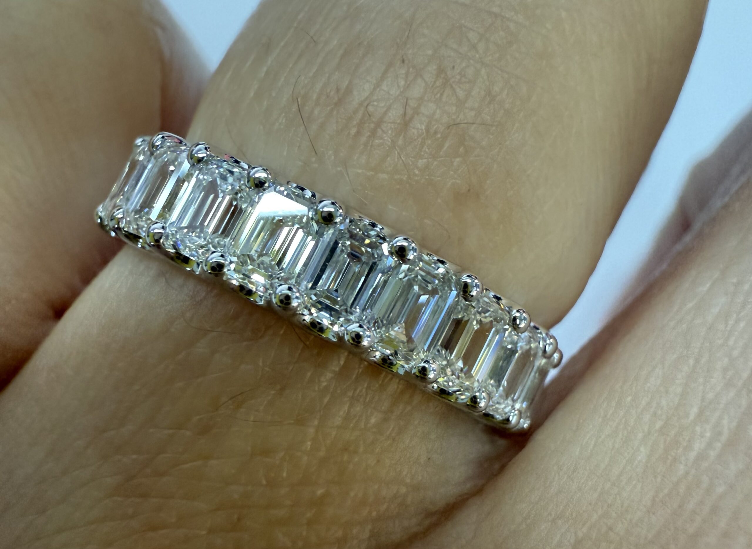 14k White Gold 9 Stone Genuine 1.35 Cttw Emerald Cut Diamond Band - Image 18