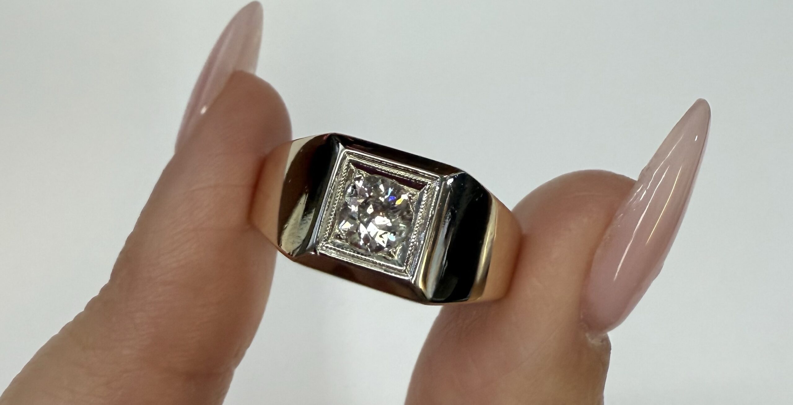 Men's Antique 14k Yellow Gold Genuine .45 Cttw Diamond Ring - Image 4