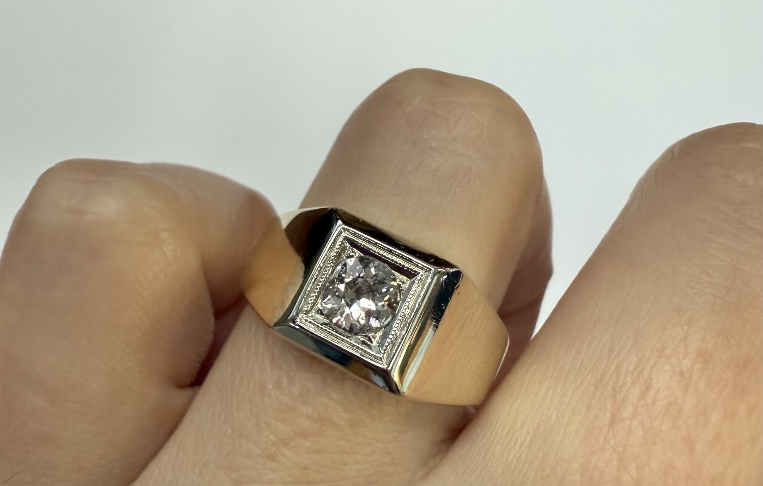 Men's Antique 14k Yellow Gold Genuine .45 Cttw Diamond Ring - Image 21