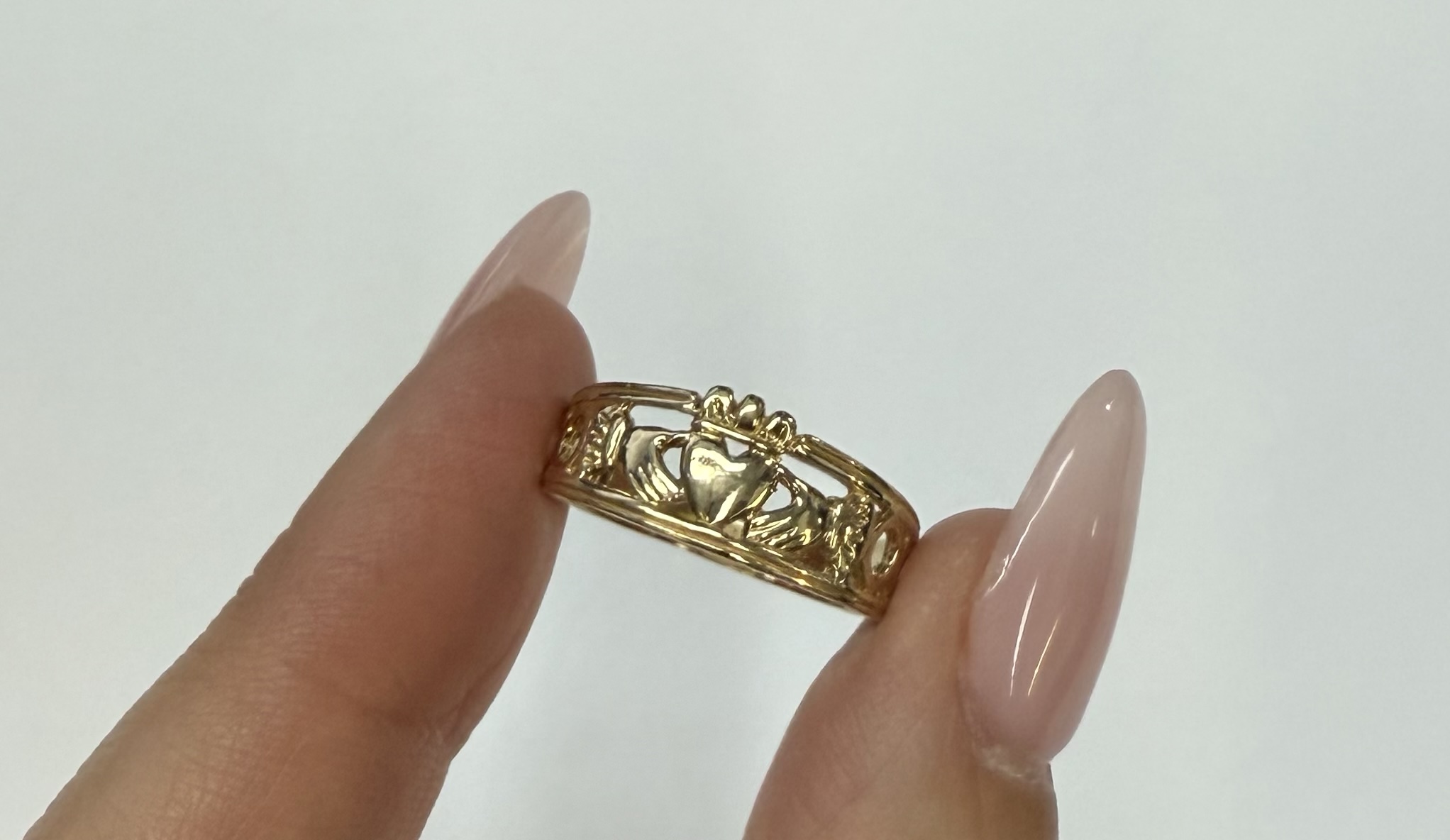 Vintage 10k Yellow Gold Claddagh Ring