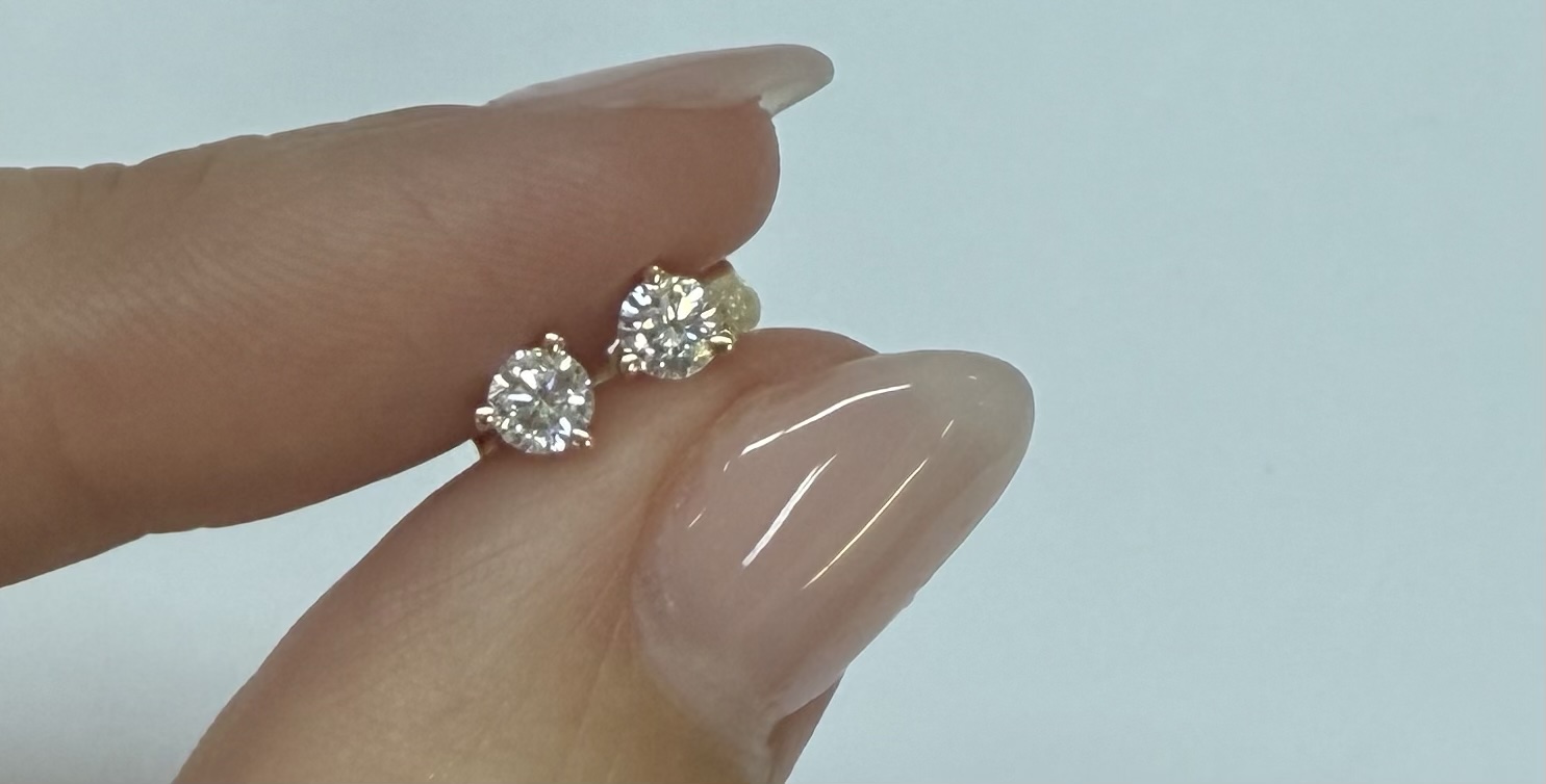 14k Yellow Gold 3 Prong Genuine .34 Cttw Round Brilliant Cut Diamond Stud Earrings
