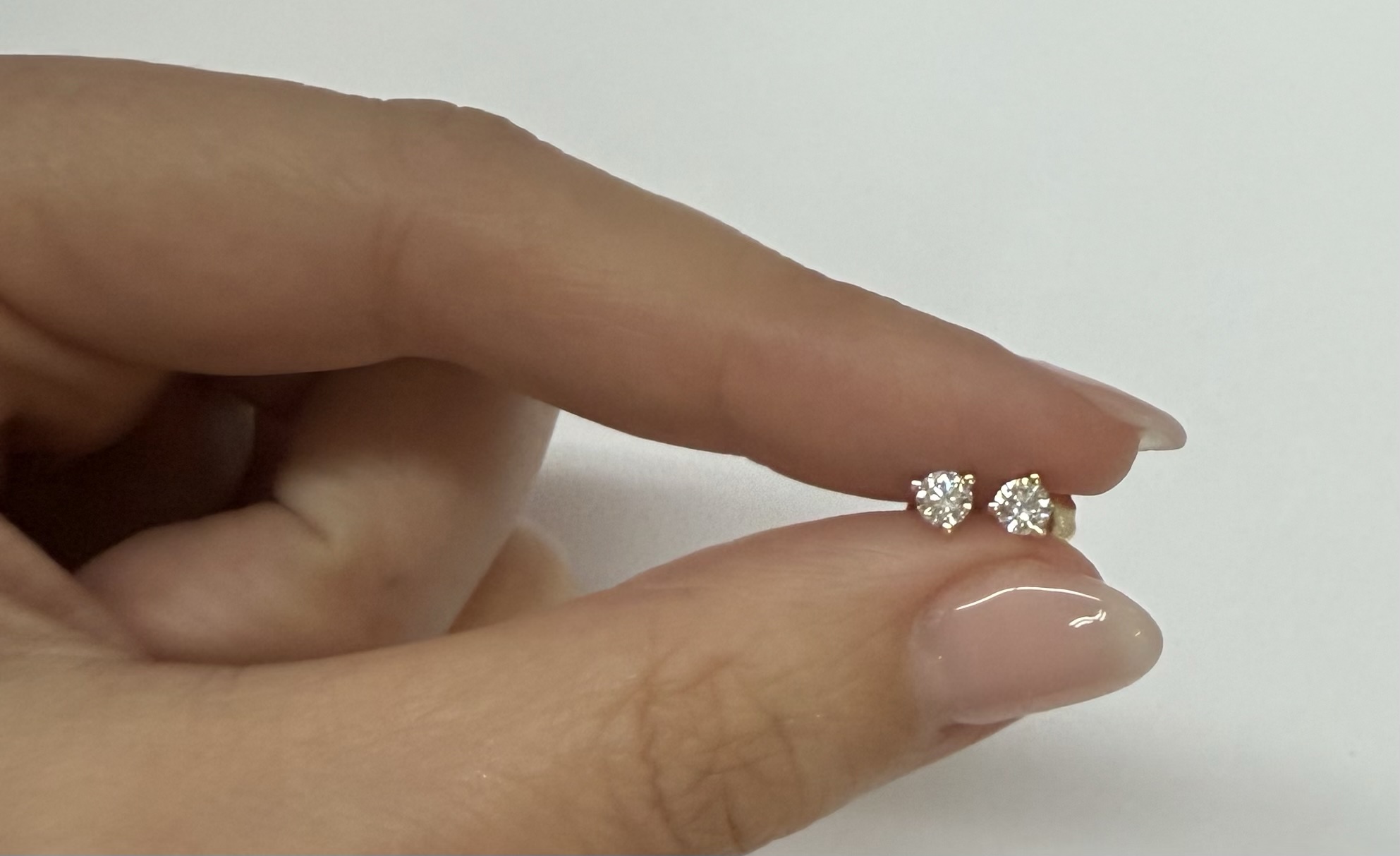 14k Yellow Gold 3 Prong Genuine .34 Cttw Round Brilliant Cut Diamond Stud Earrings - Image 2