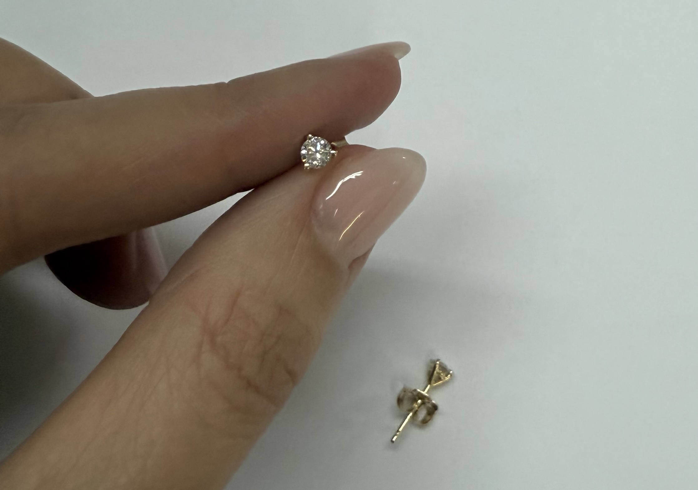 14k Yellow Gold 3 Prong Genuine .34 Cttw Round Brilliant Cut Diamond Stud Earrings - Image 20