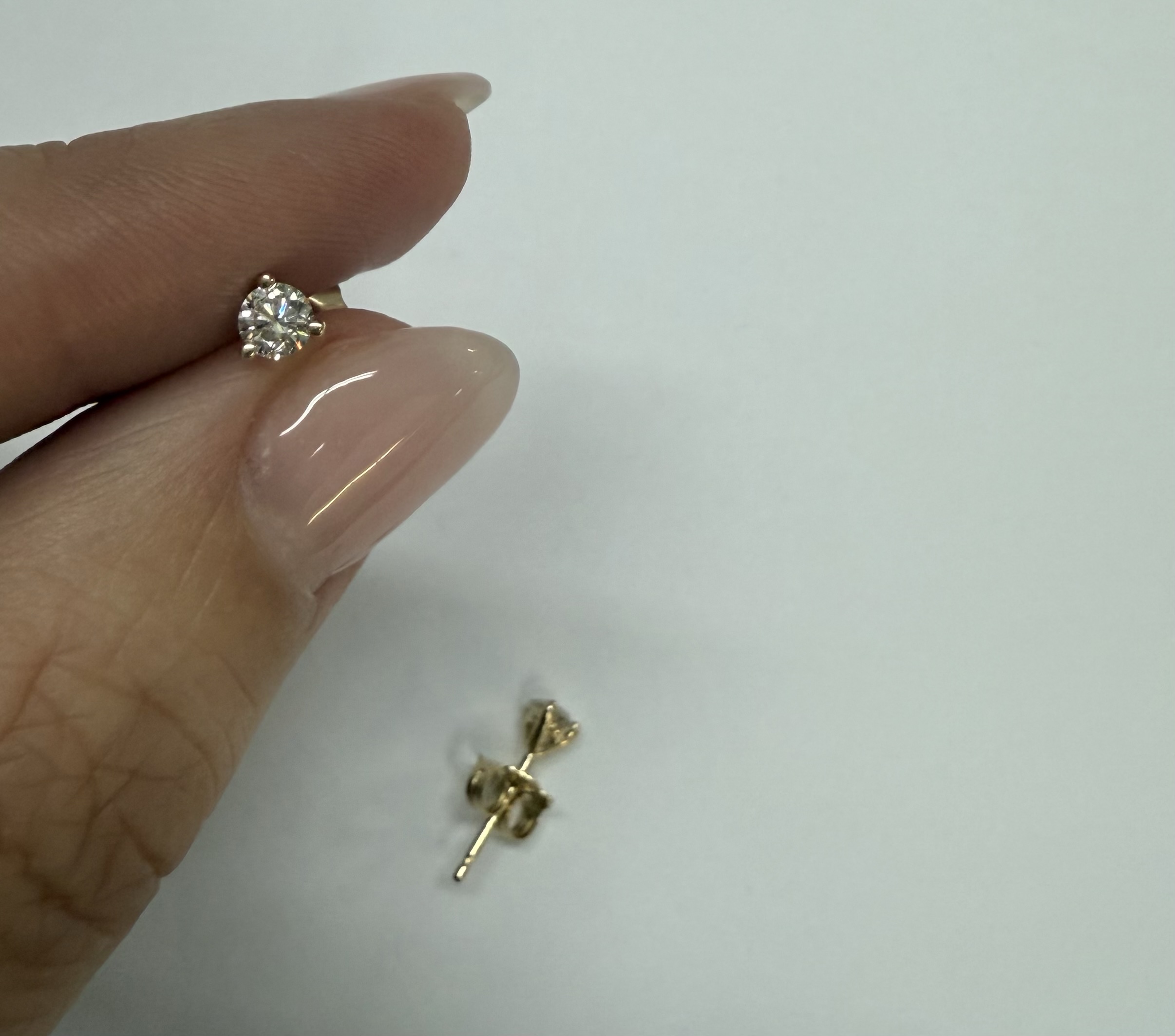 14k Yellow Gold 3 Prong Genuine .34 Cttw Round Brilliant Cut Diamond Stud Earrings - Image 23