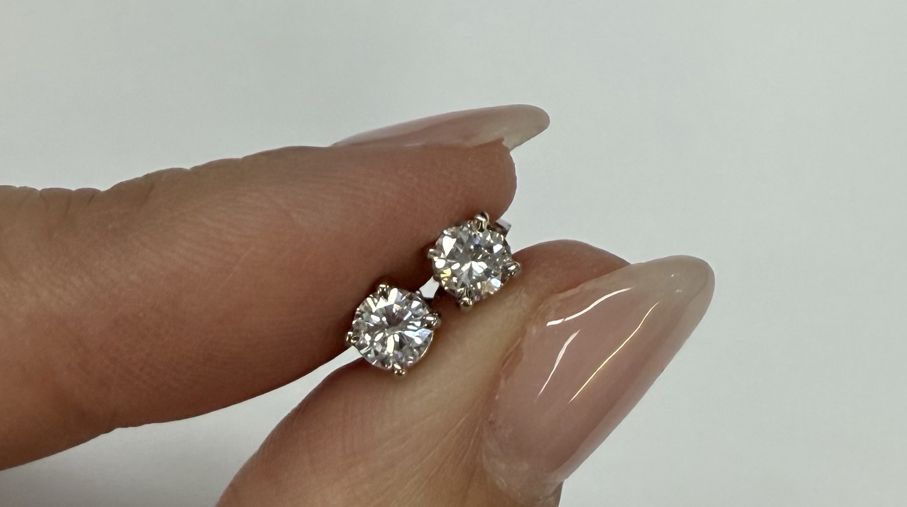 14k White Gold .46 Cttw Round Brilliant Cut Diamond Stud Earrings - Image 7